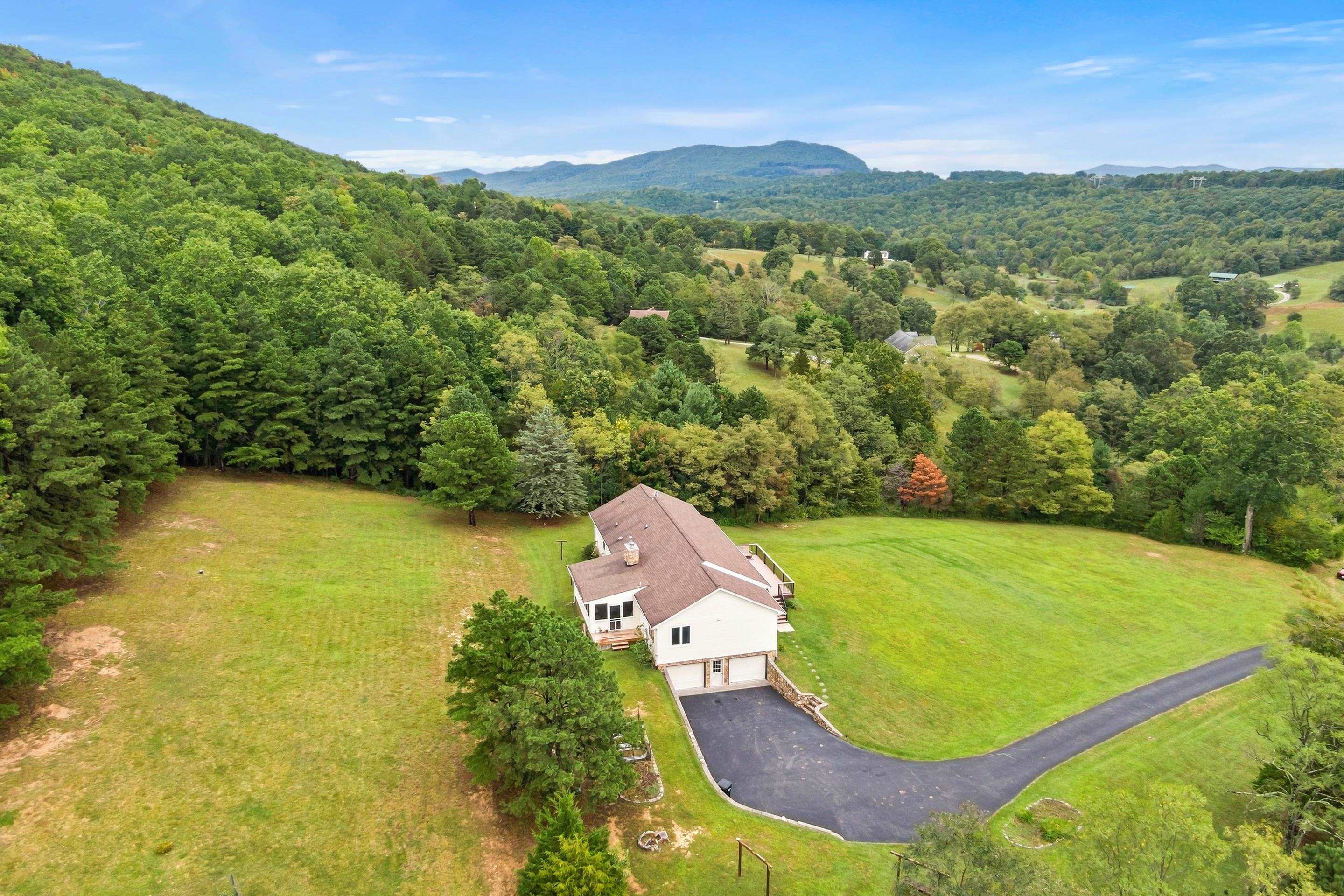 8261 Filly Court
