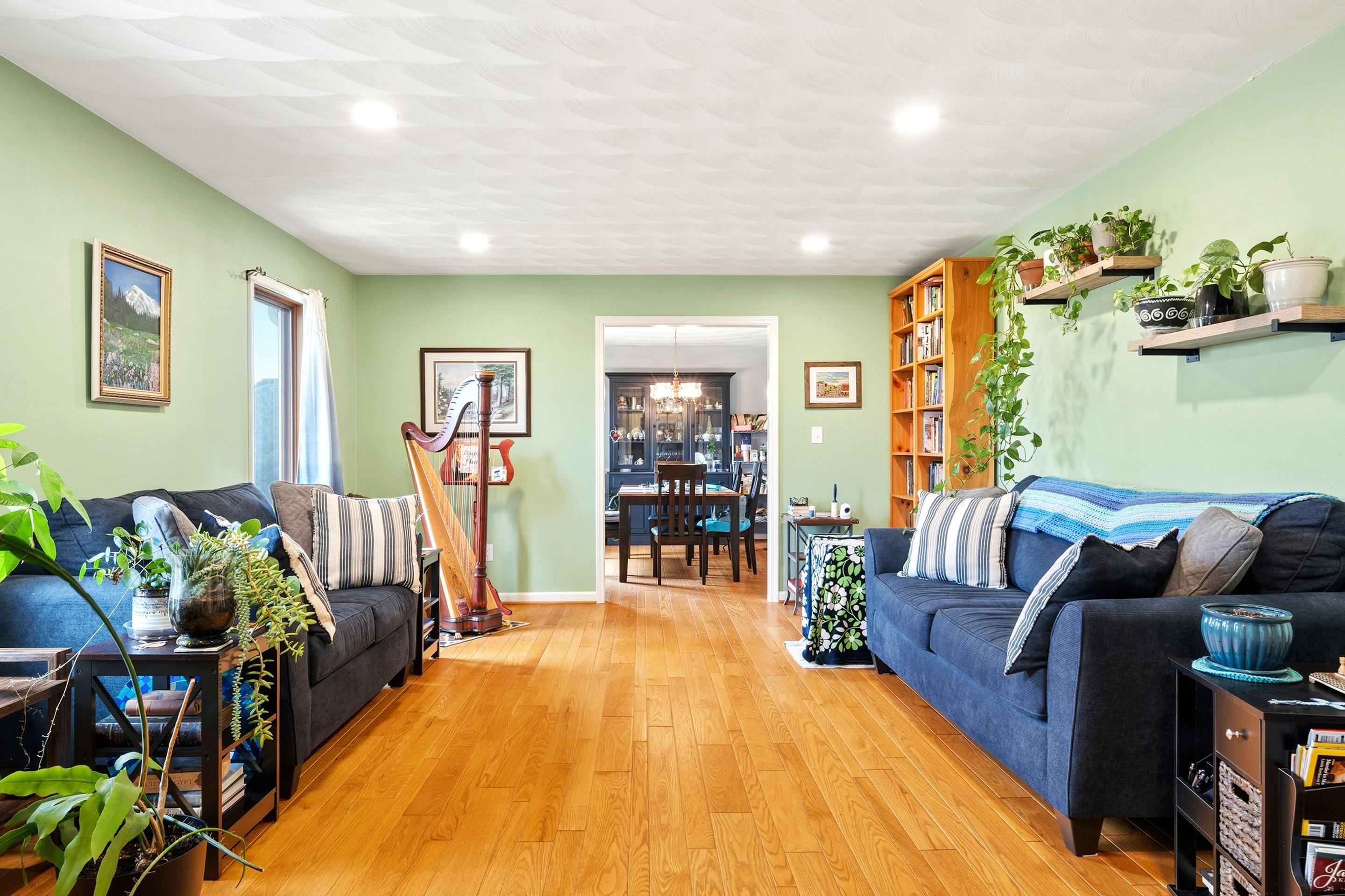 8261 Filly Court
