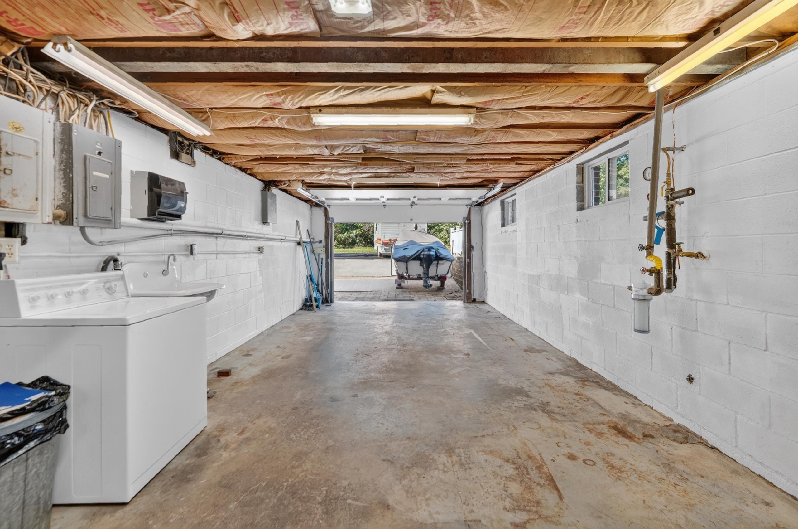 350 TEEL Street