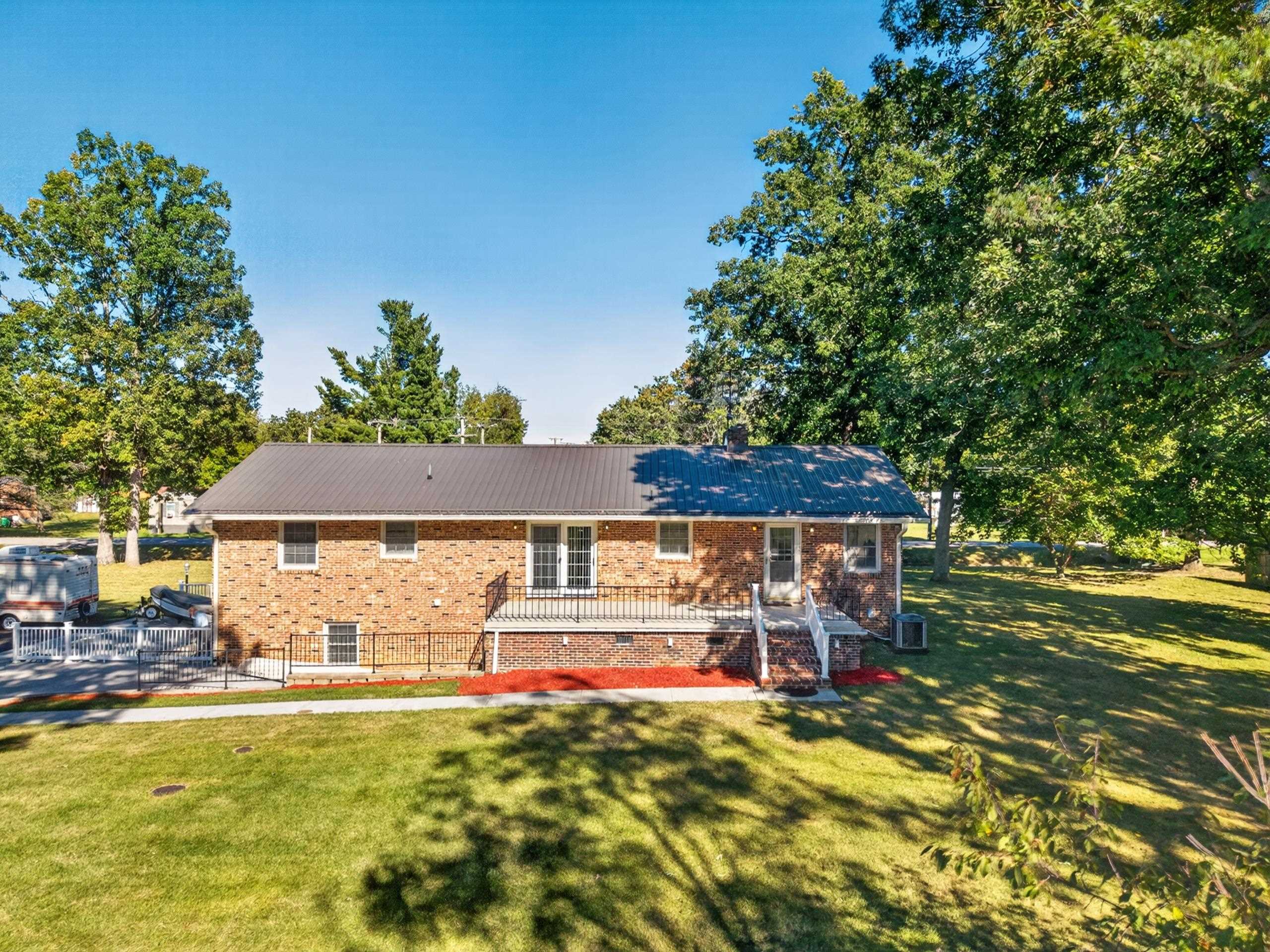 350 TEEL Street