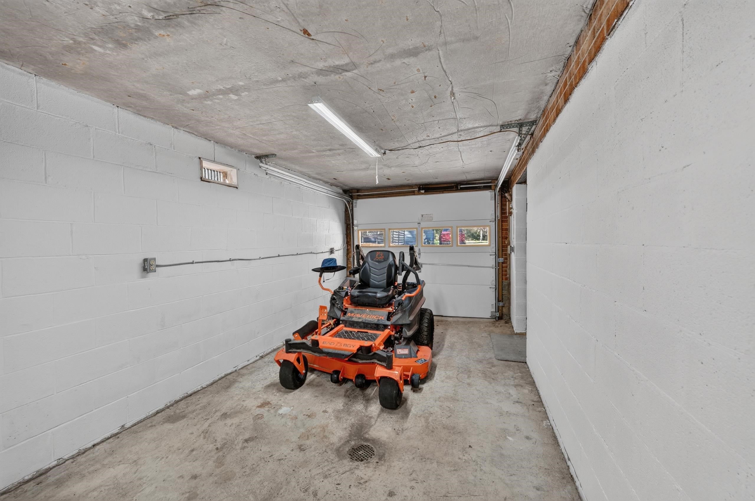 350 TEEL Street