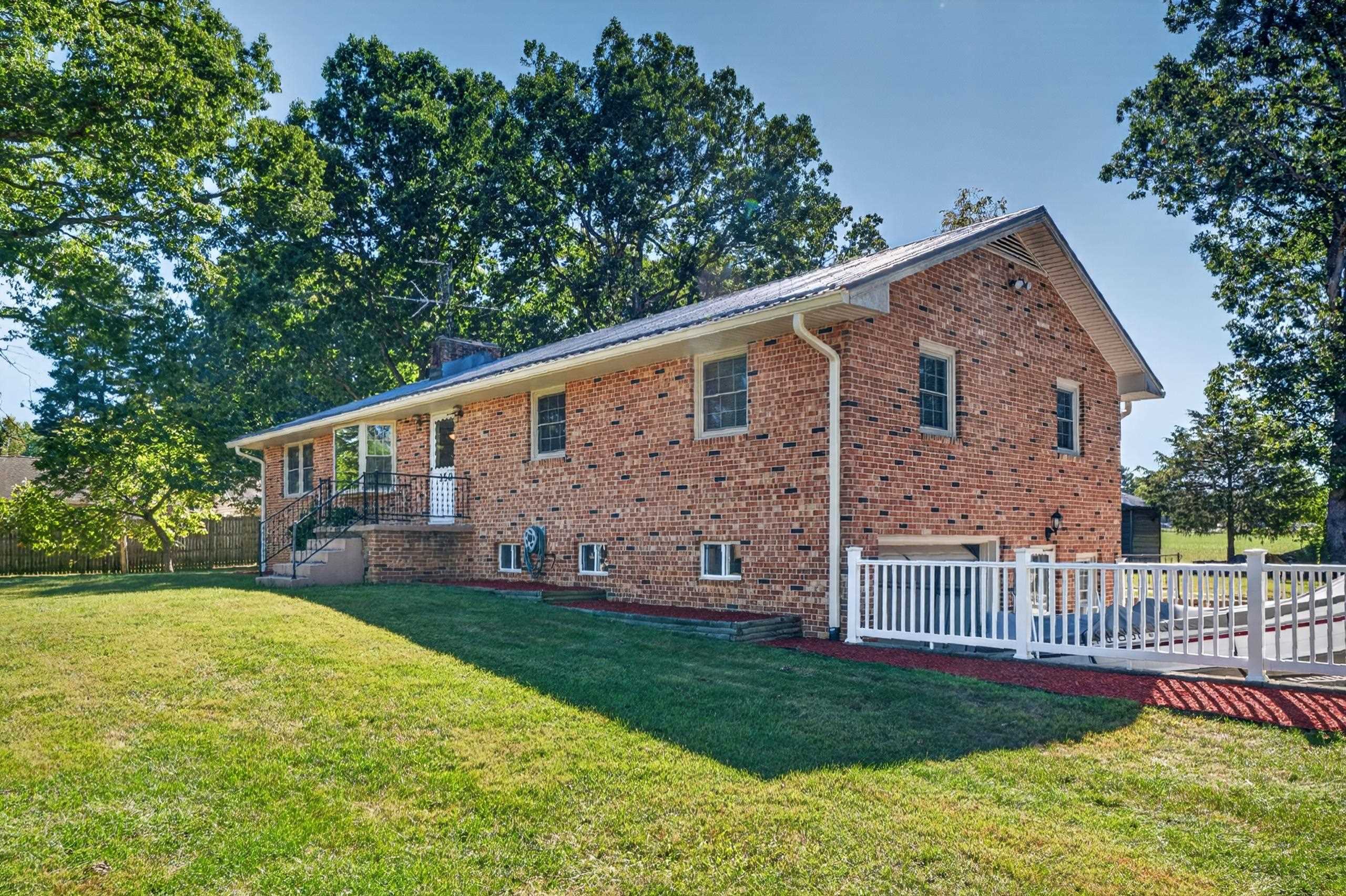 350 TEEL Street