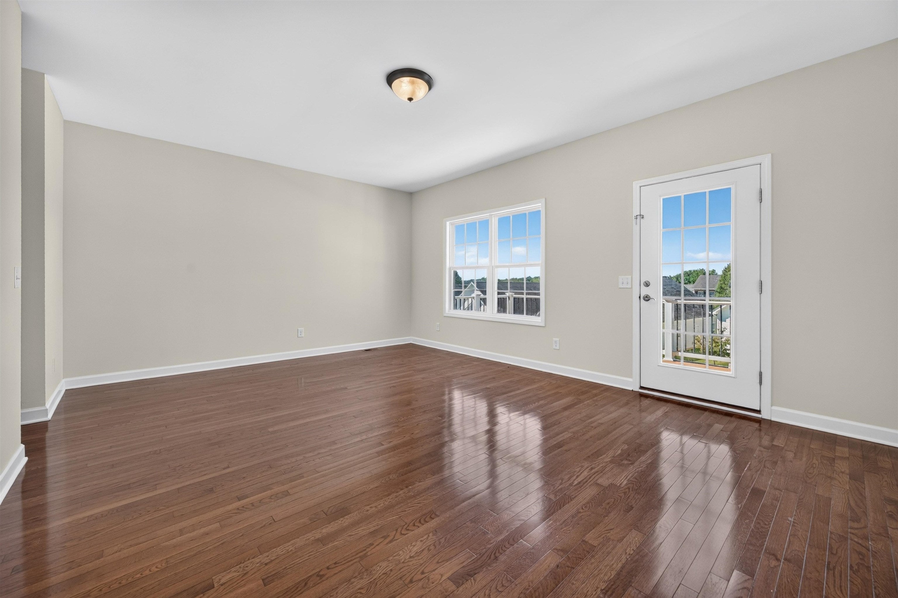 230 PHOENIX Boulevard NW