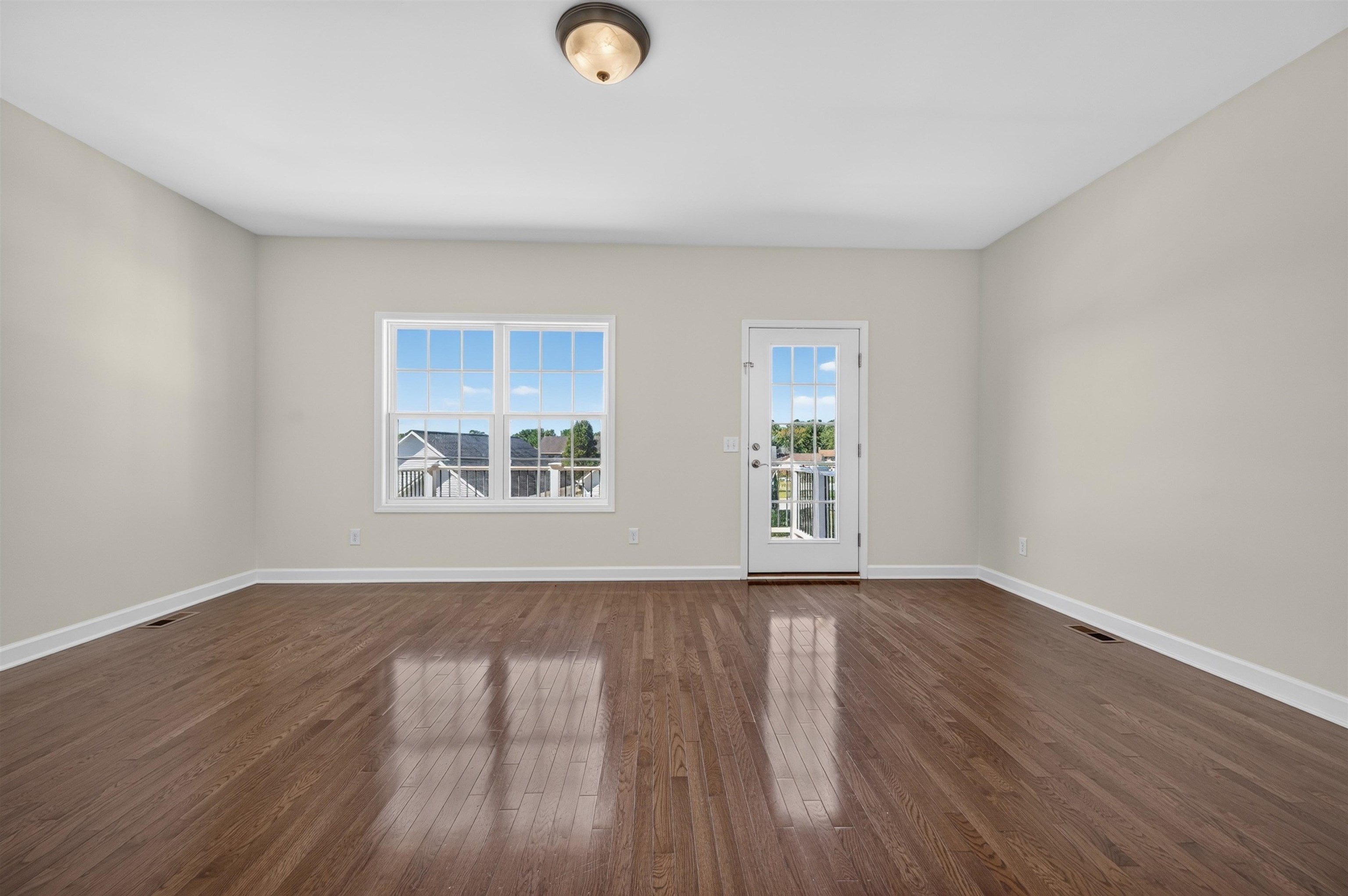 230 PHOENIX Boulevard NW