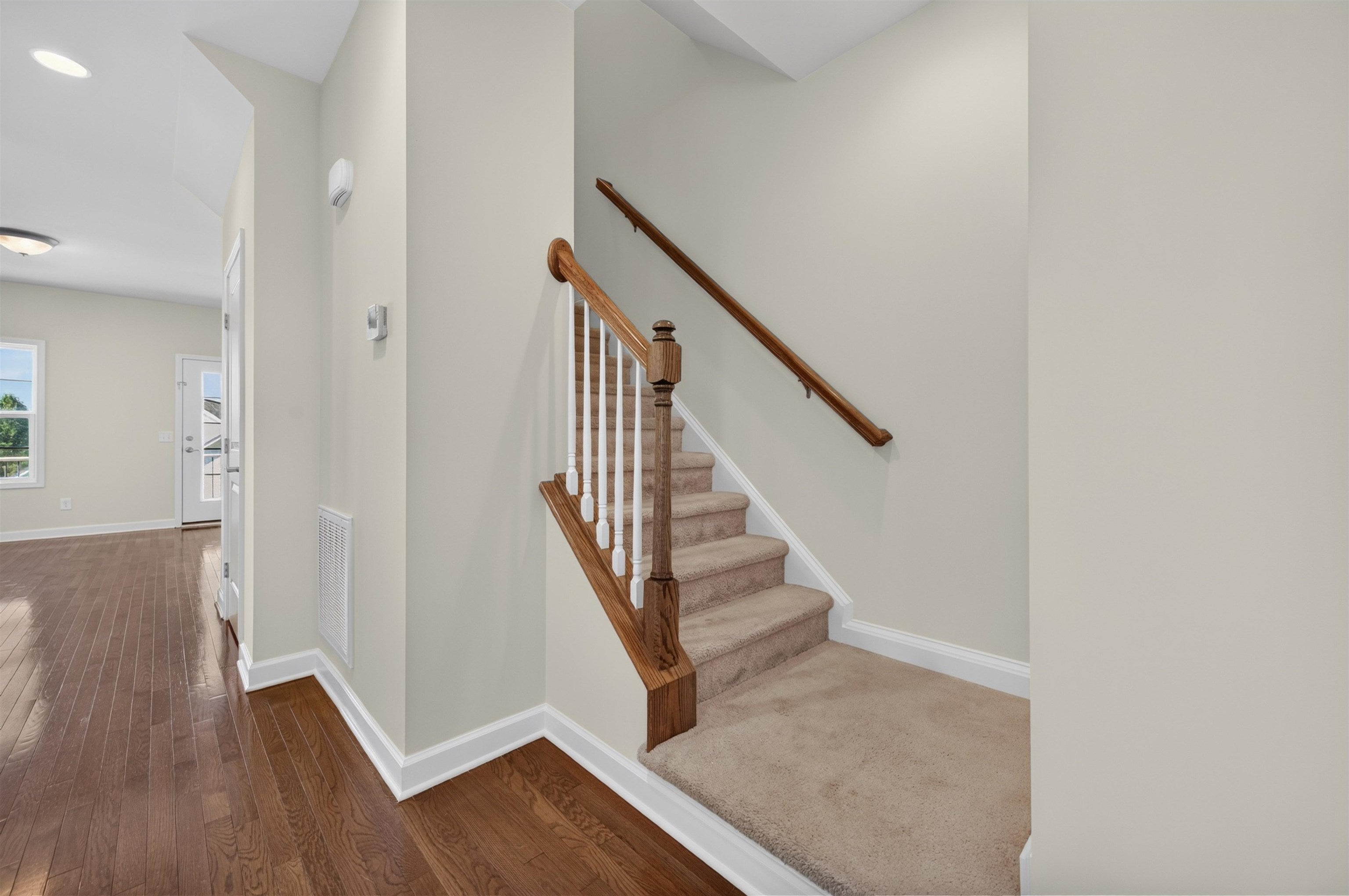 230 PHOENIX Boulevard NW