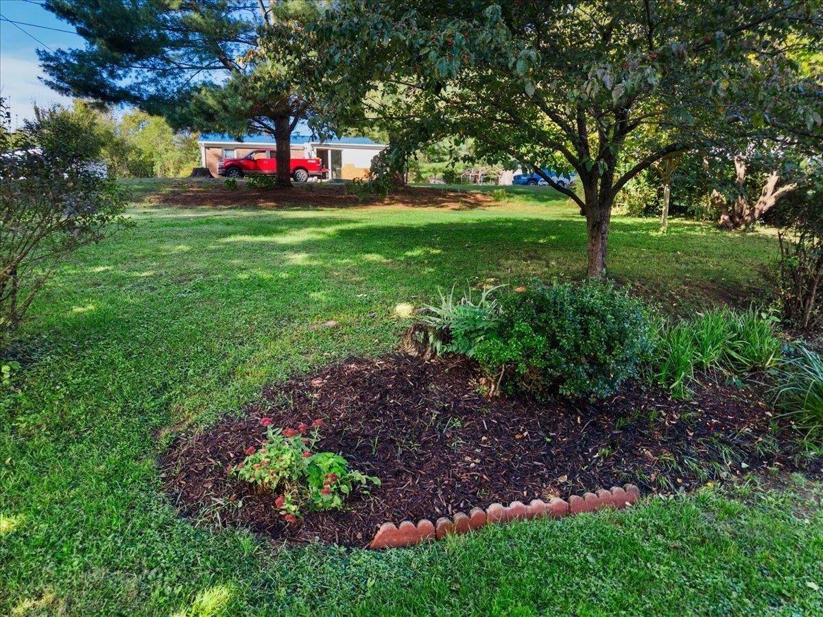 5489 Dublin Drive