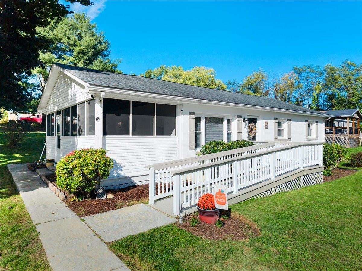 5489 Dublin Drive