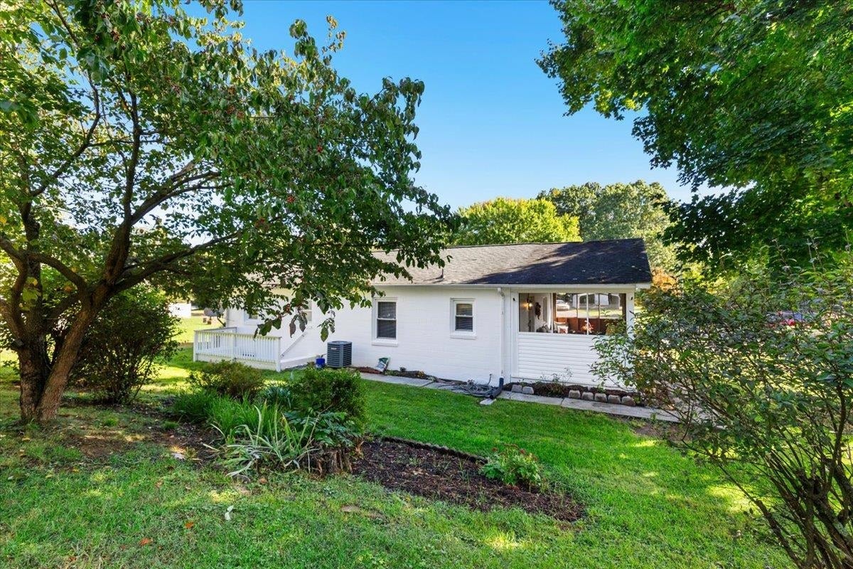 5489 Dublin Drive