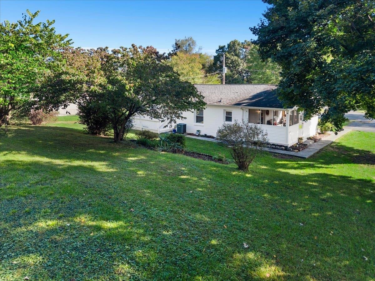 5489 Dublin Drive
