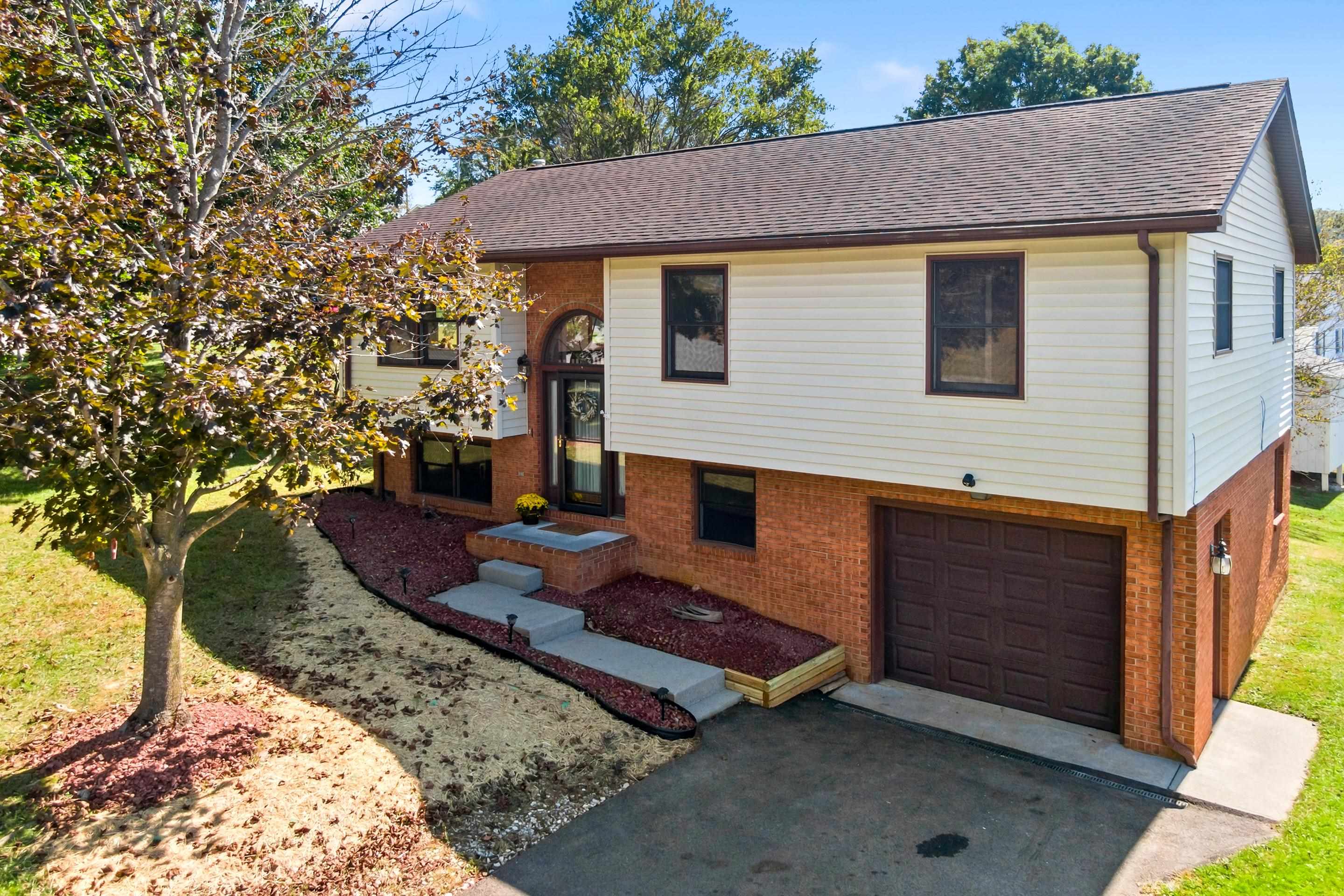 425 Independence Boulevard