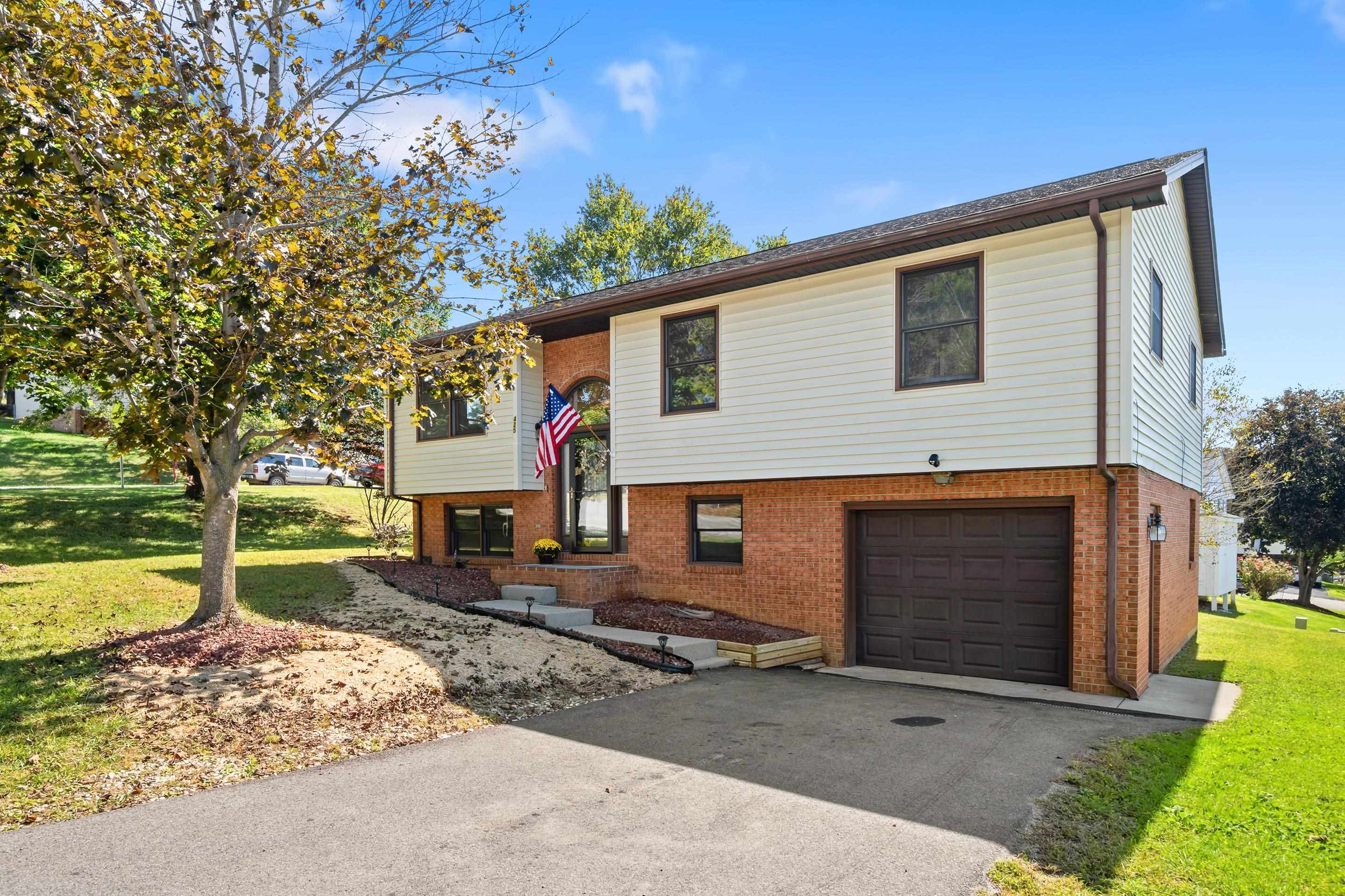 425 Independence Boulevard