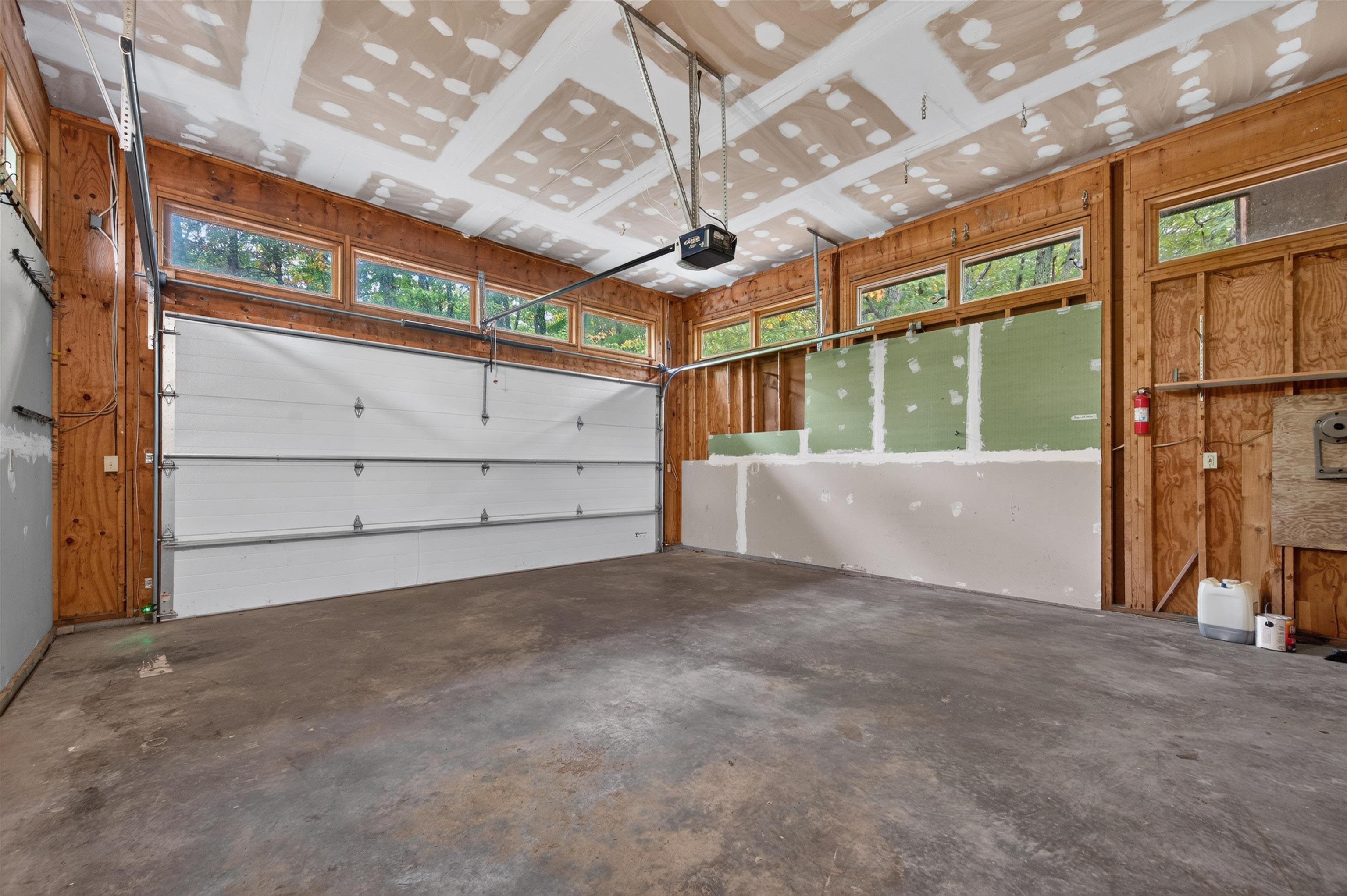 1723 Jefferson Forest Lane