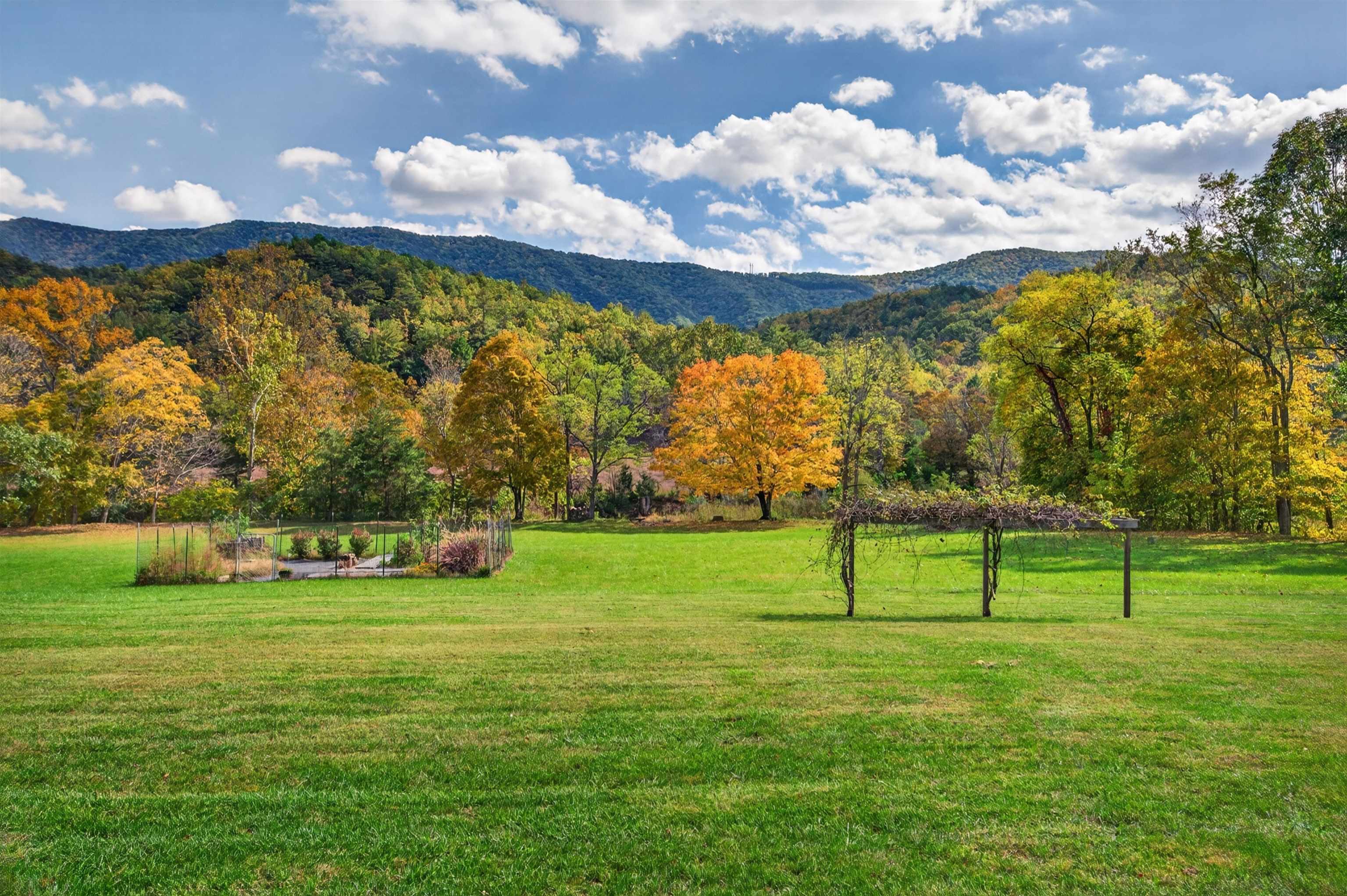 1748 Upper Craigs Creek Road