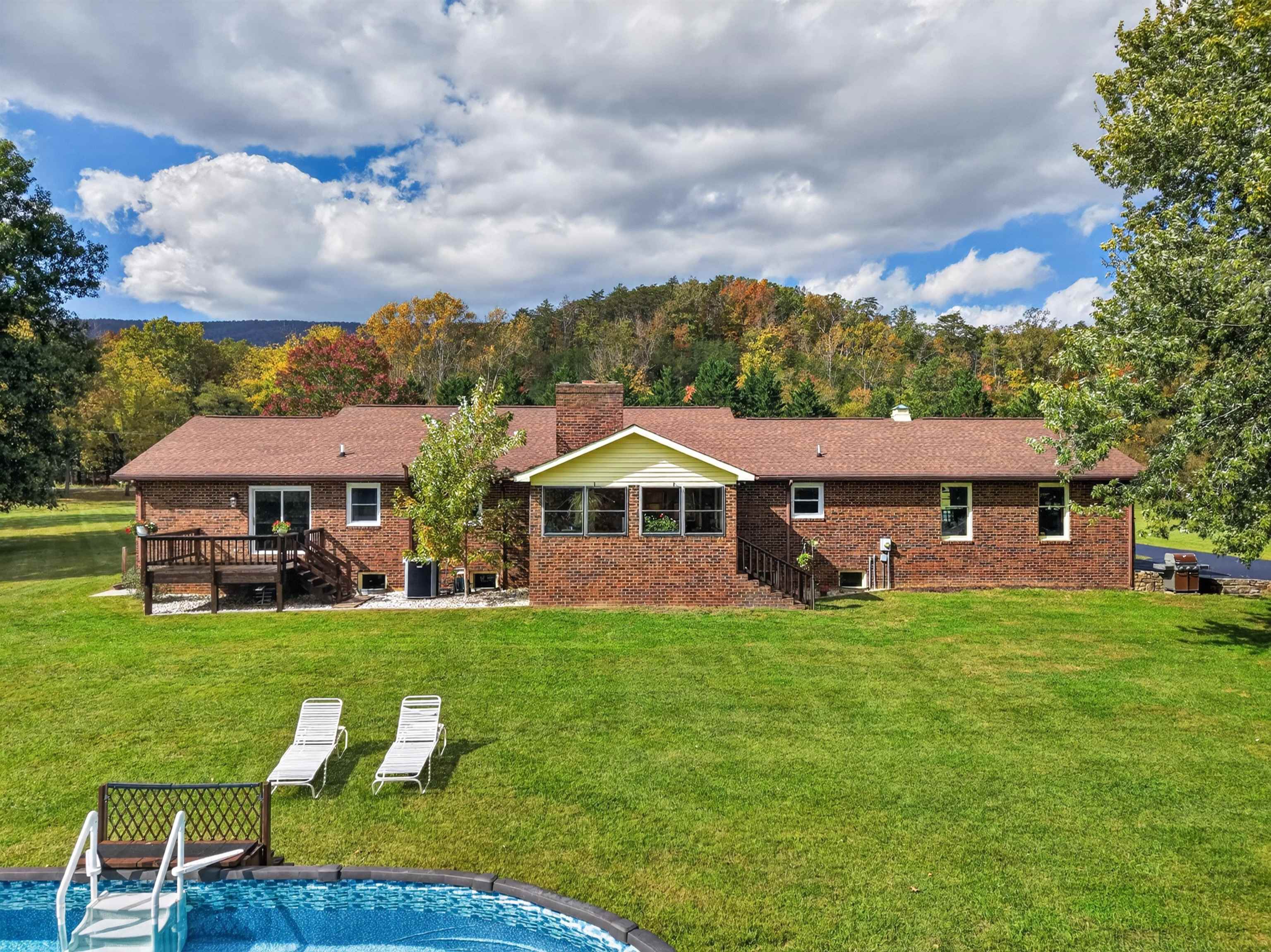 1748 Upper Craigs Creek Road