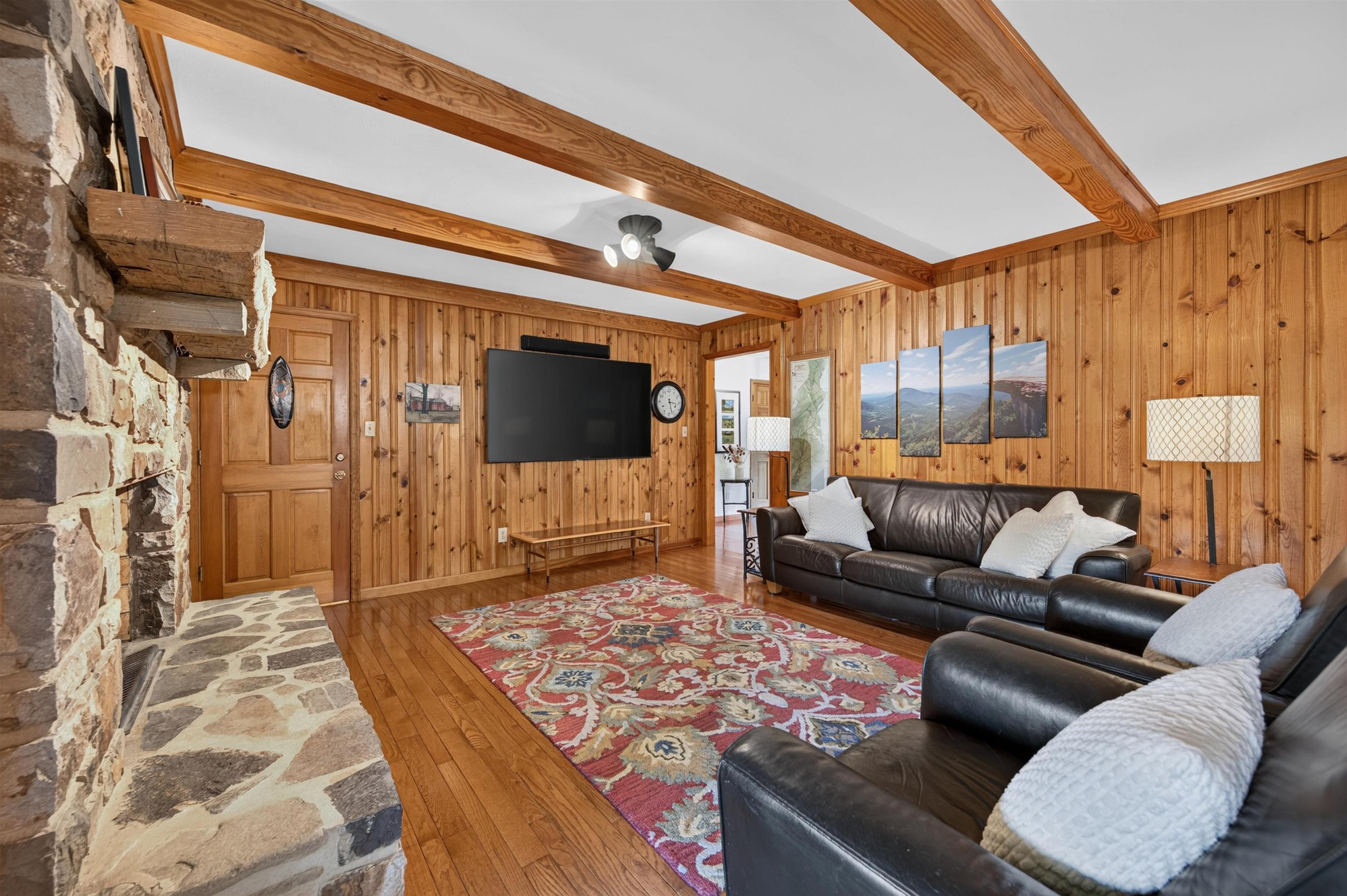 1748 Upper Craigs Creek Road