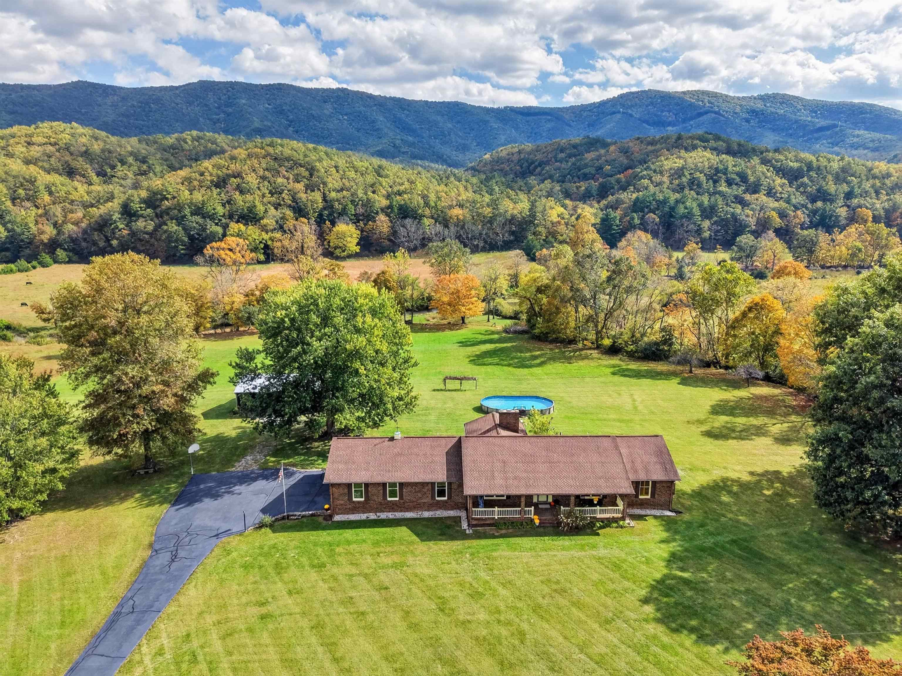 1748 Upper Craigs Creek Road
