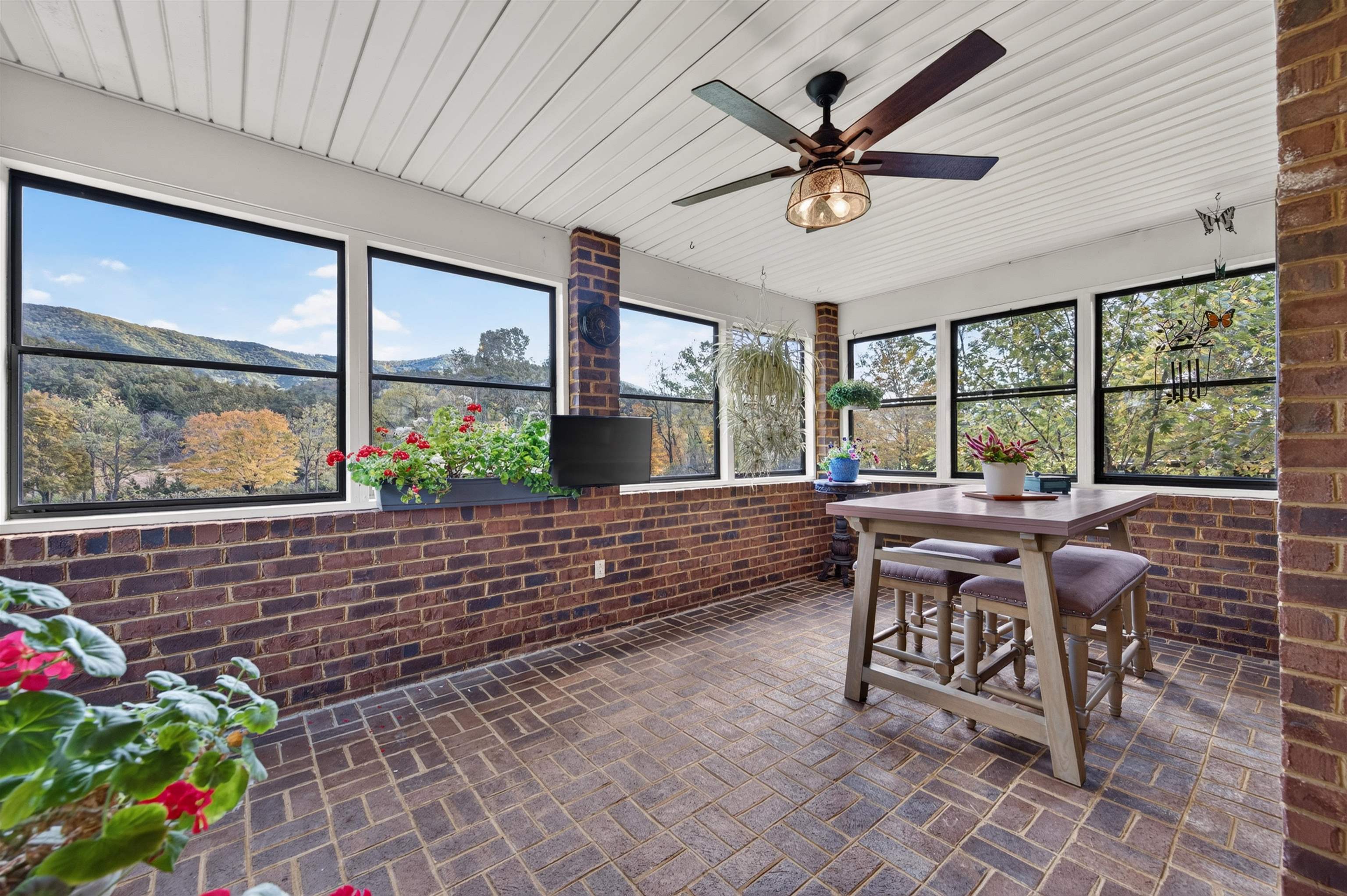 1748 Upper Craigs Creek Road