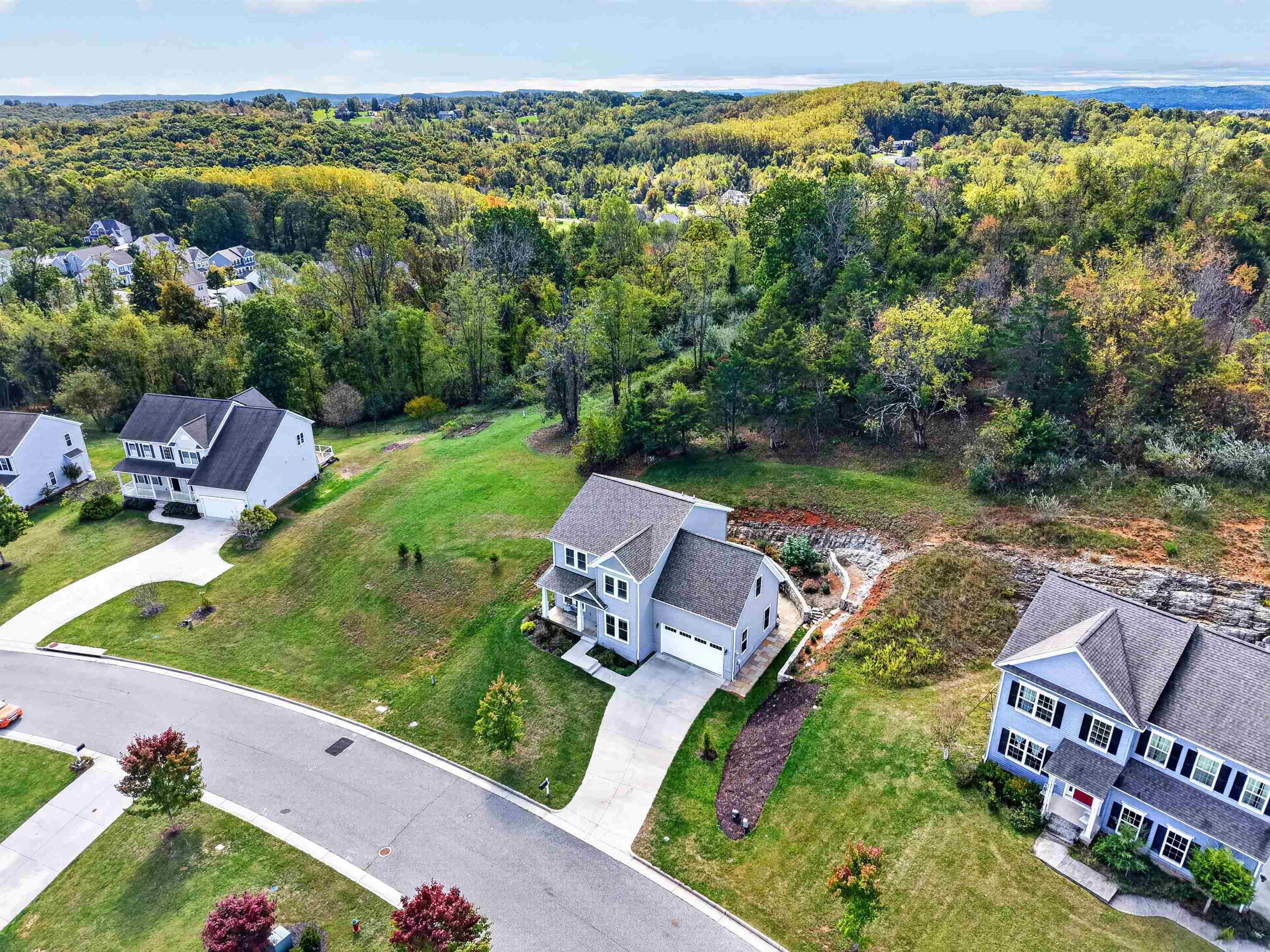 418 Heartwood Crossing