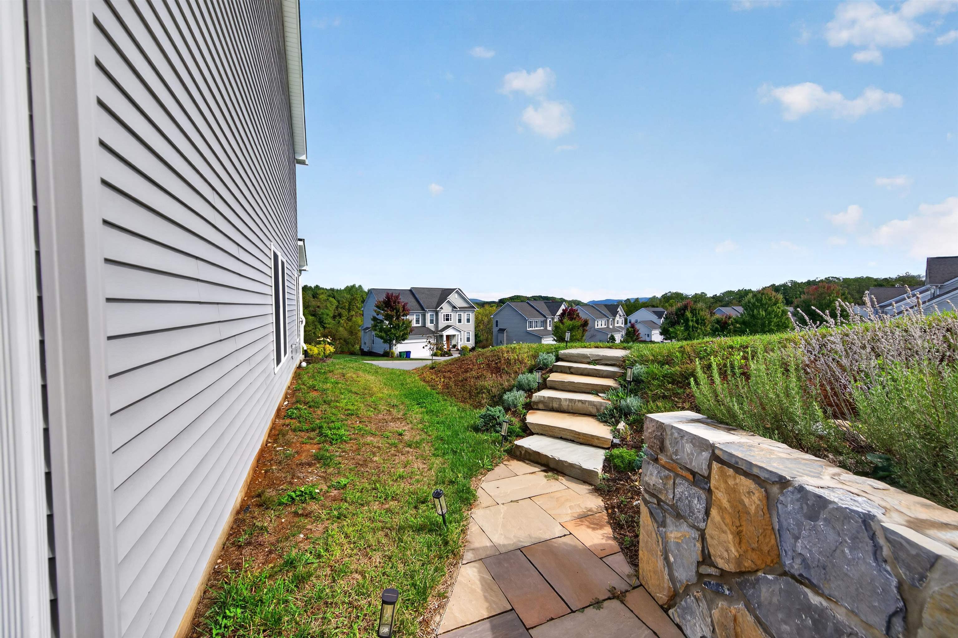 418 Heartwood Crossing