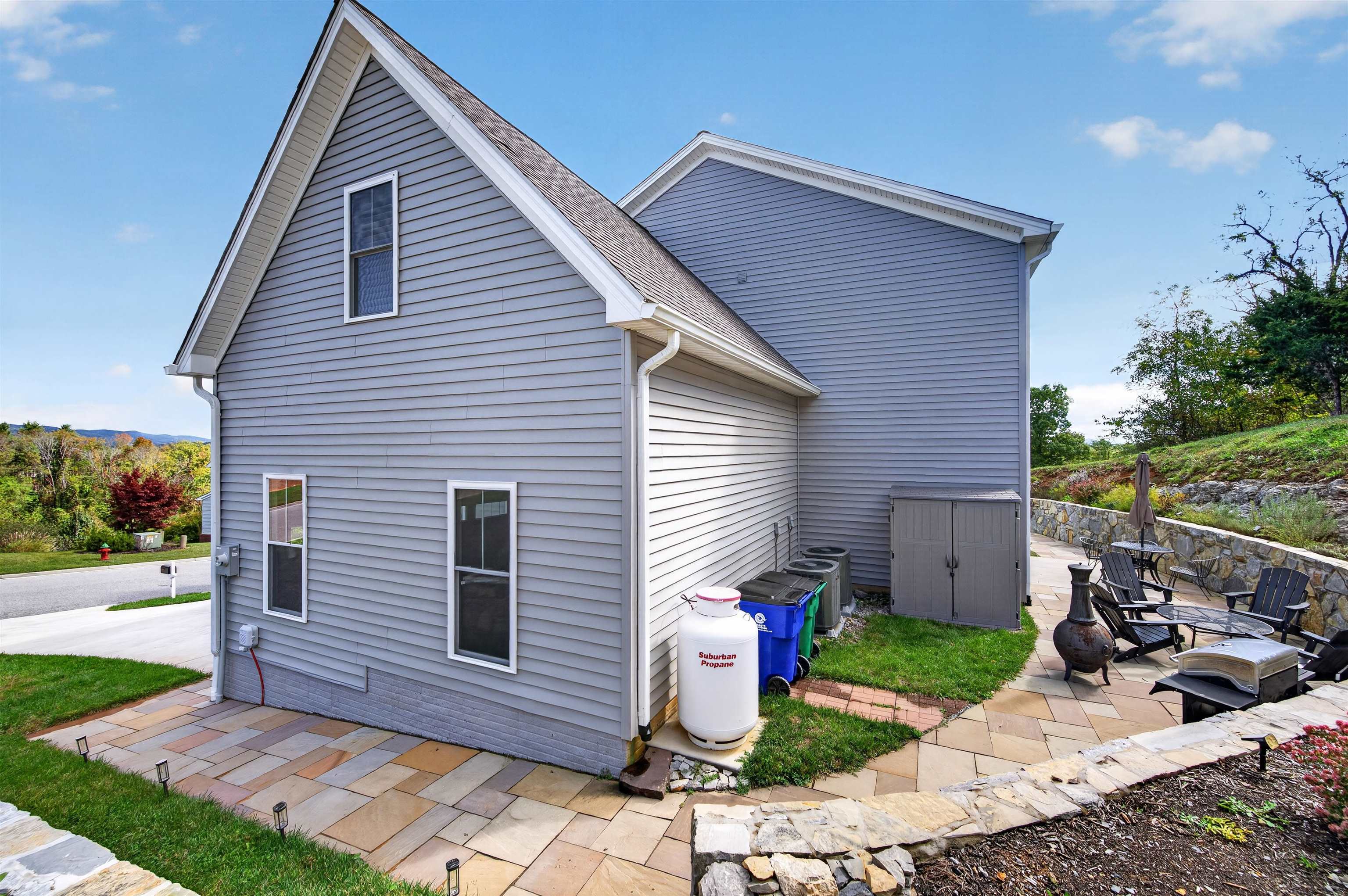 418 Heartwood Crossing