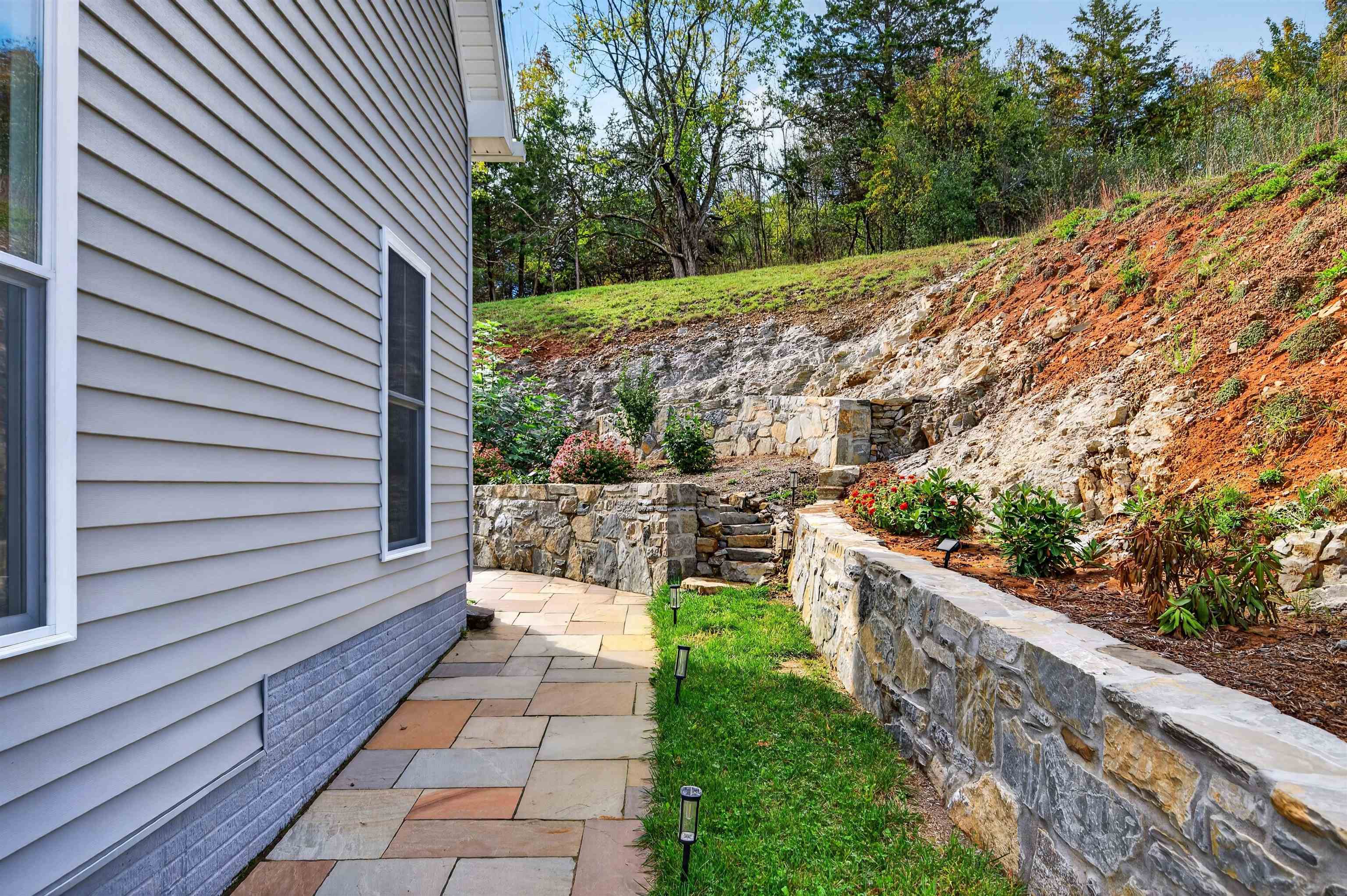 418 Heartwood Crossing