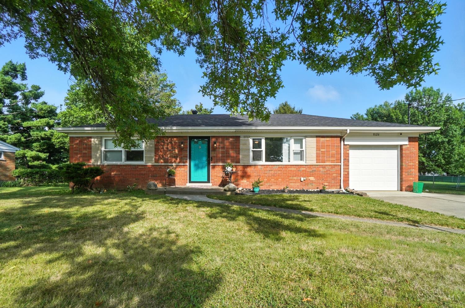 9126 Round Top Road