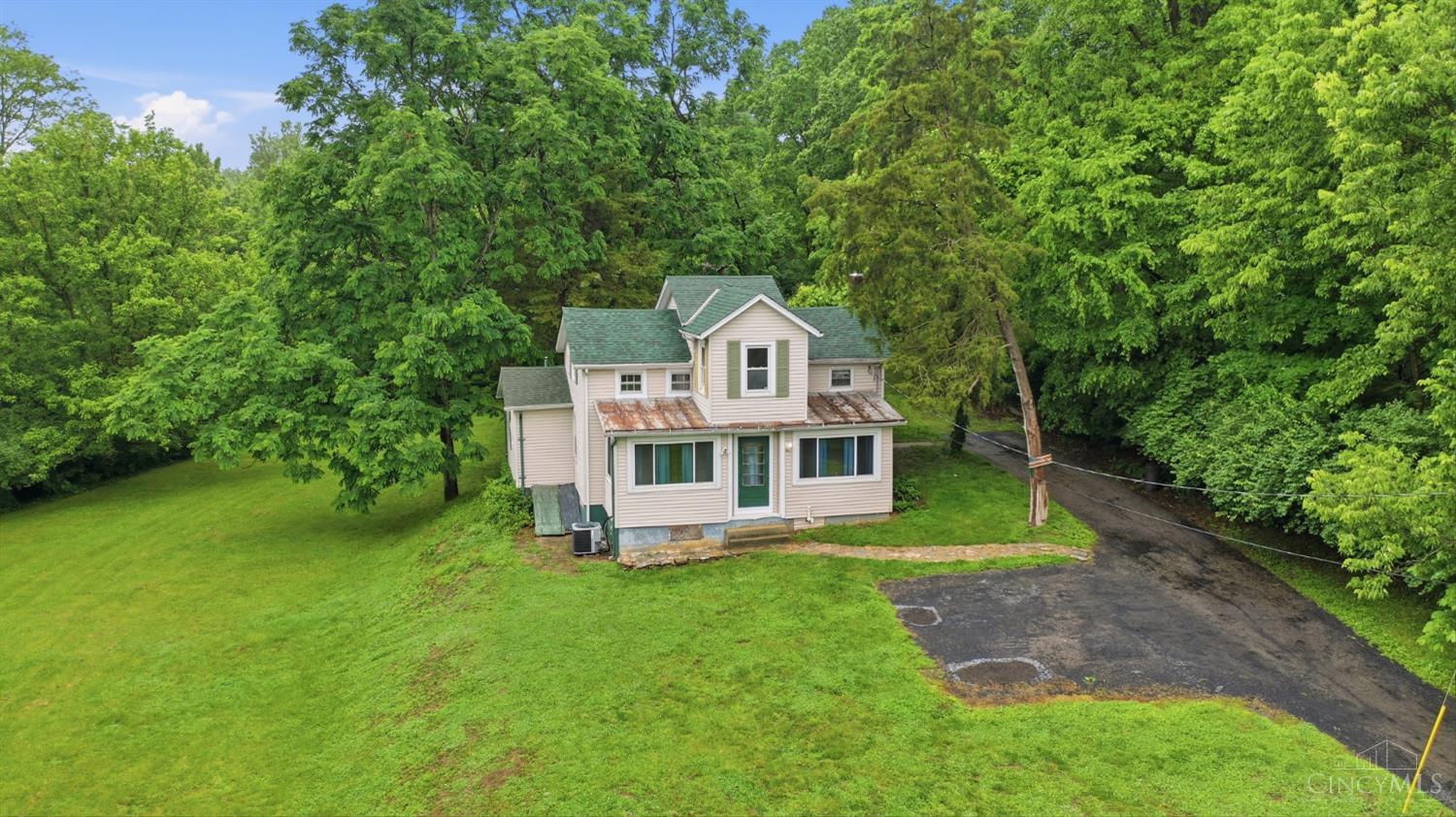 6951 Lesourdsville West Chester Road