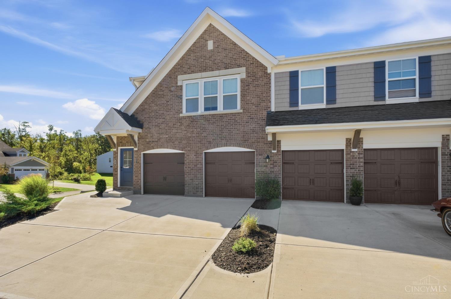 693 Tradition Ridge