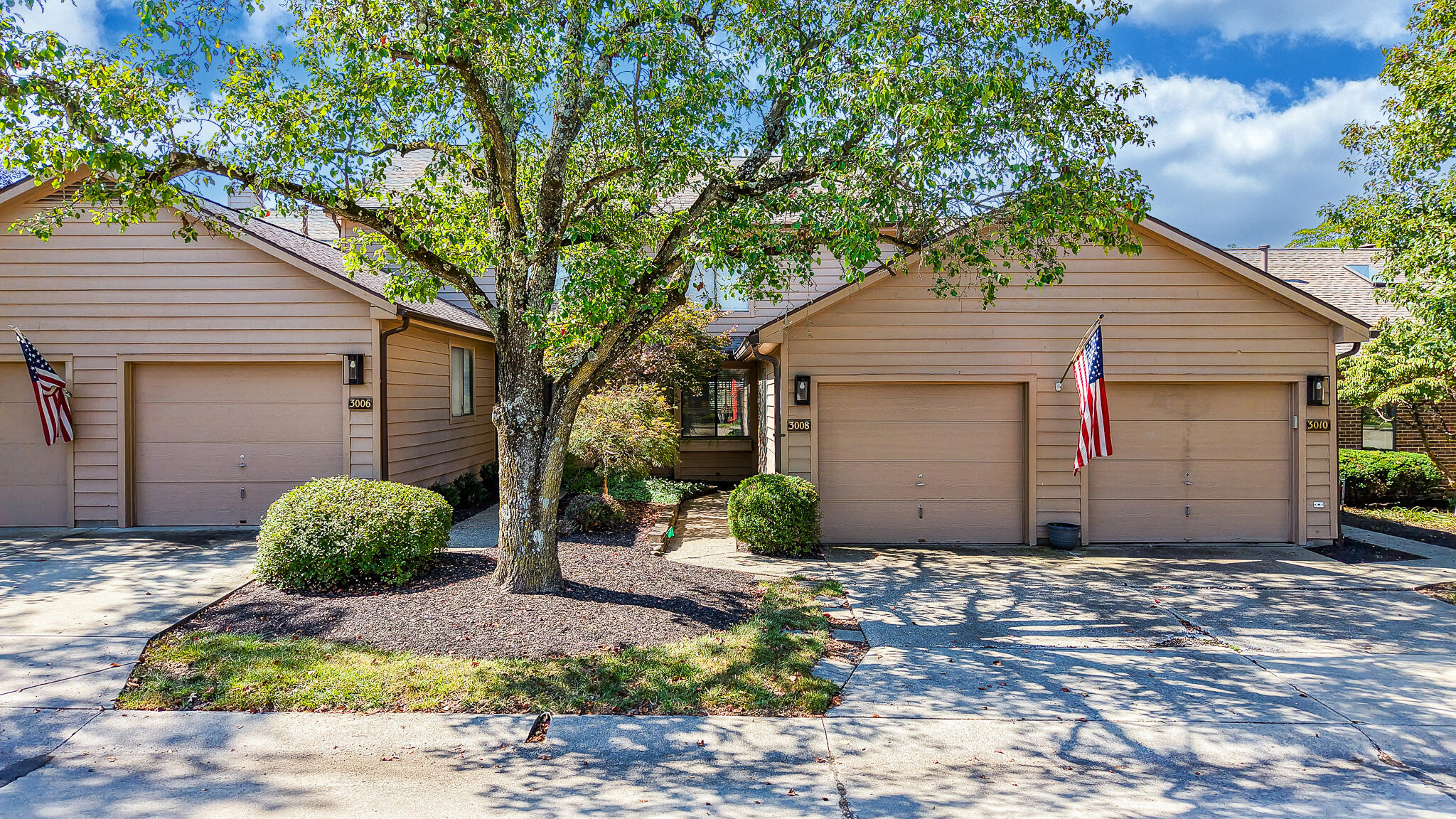 3008 Nob Hill Drive