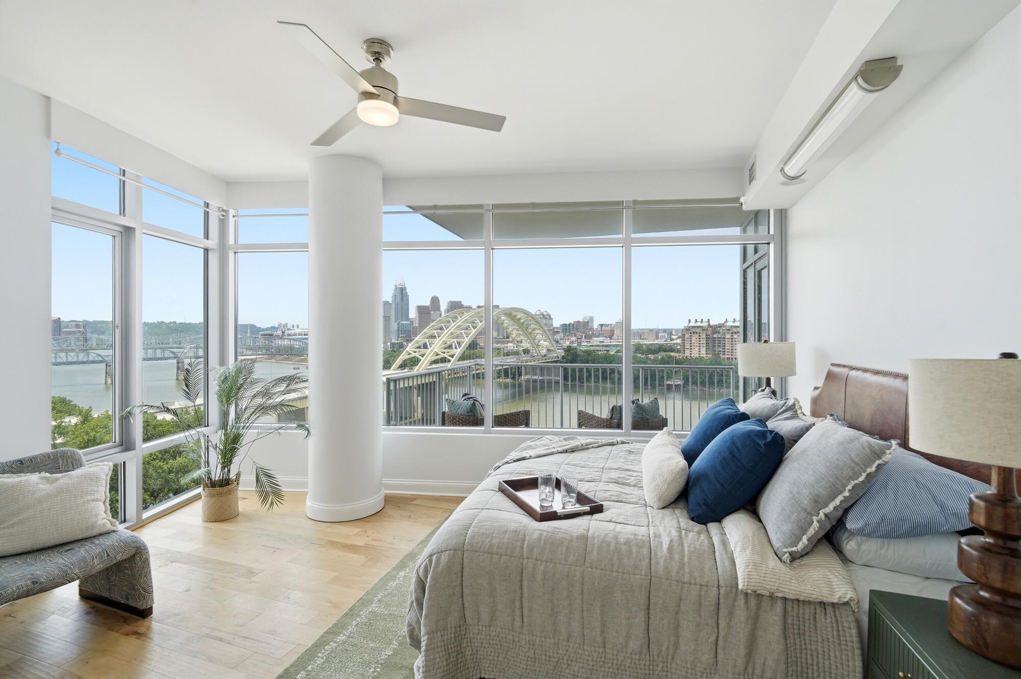 400 Riverboat Row, 1102