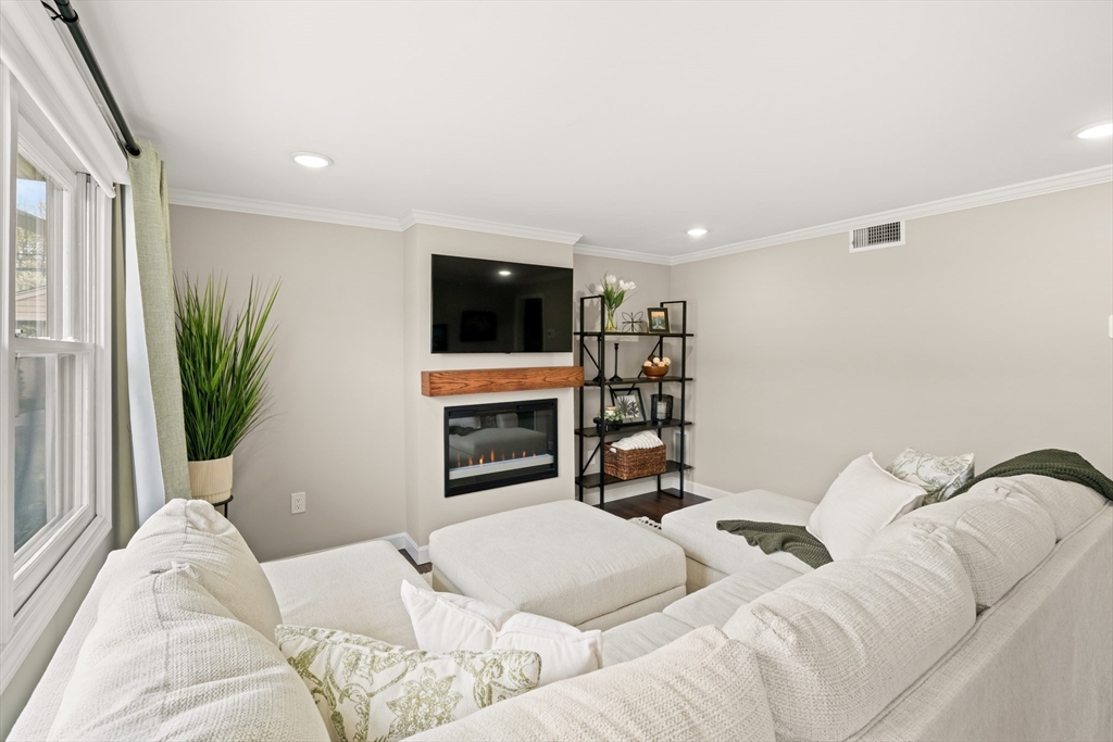 102 Ocean Meadows # 102