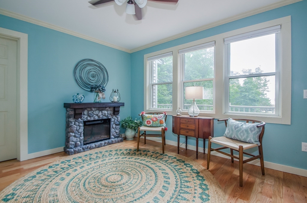 1-3 Doctor Hickey Ln