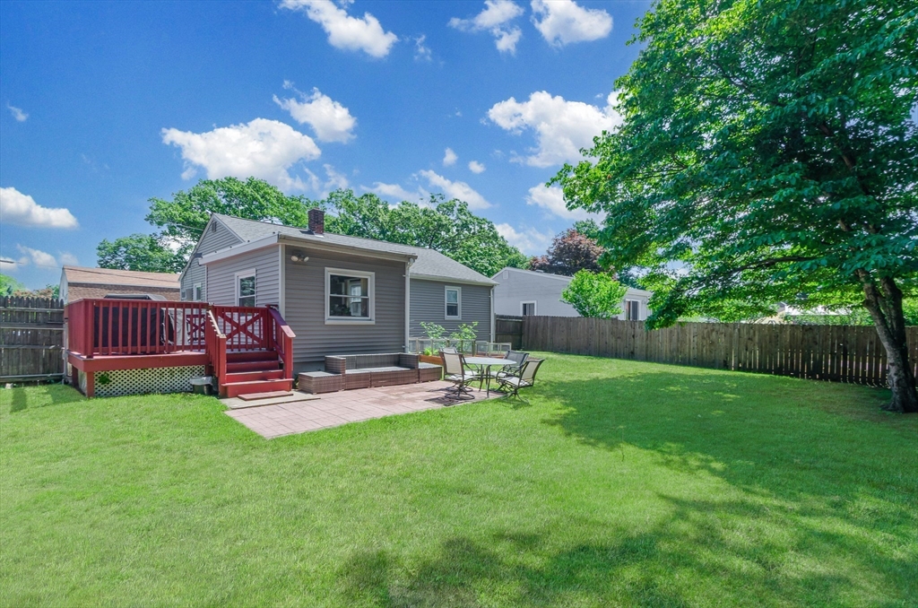 263 Maple Street