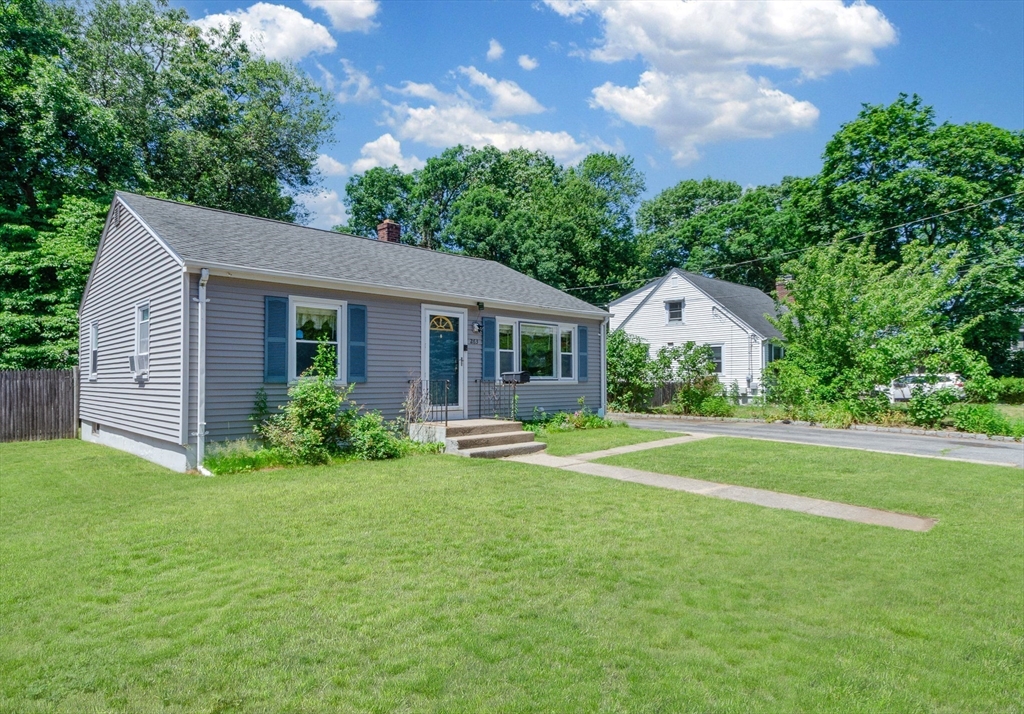 263 Maple Street