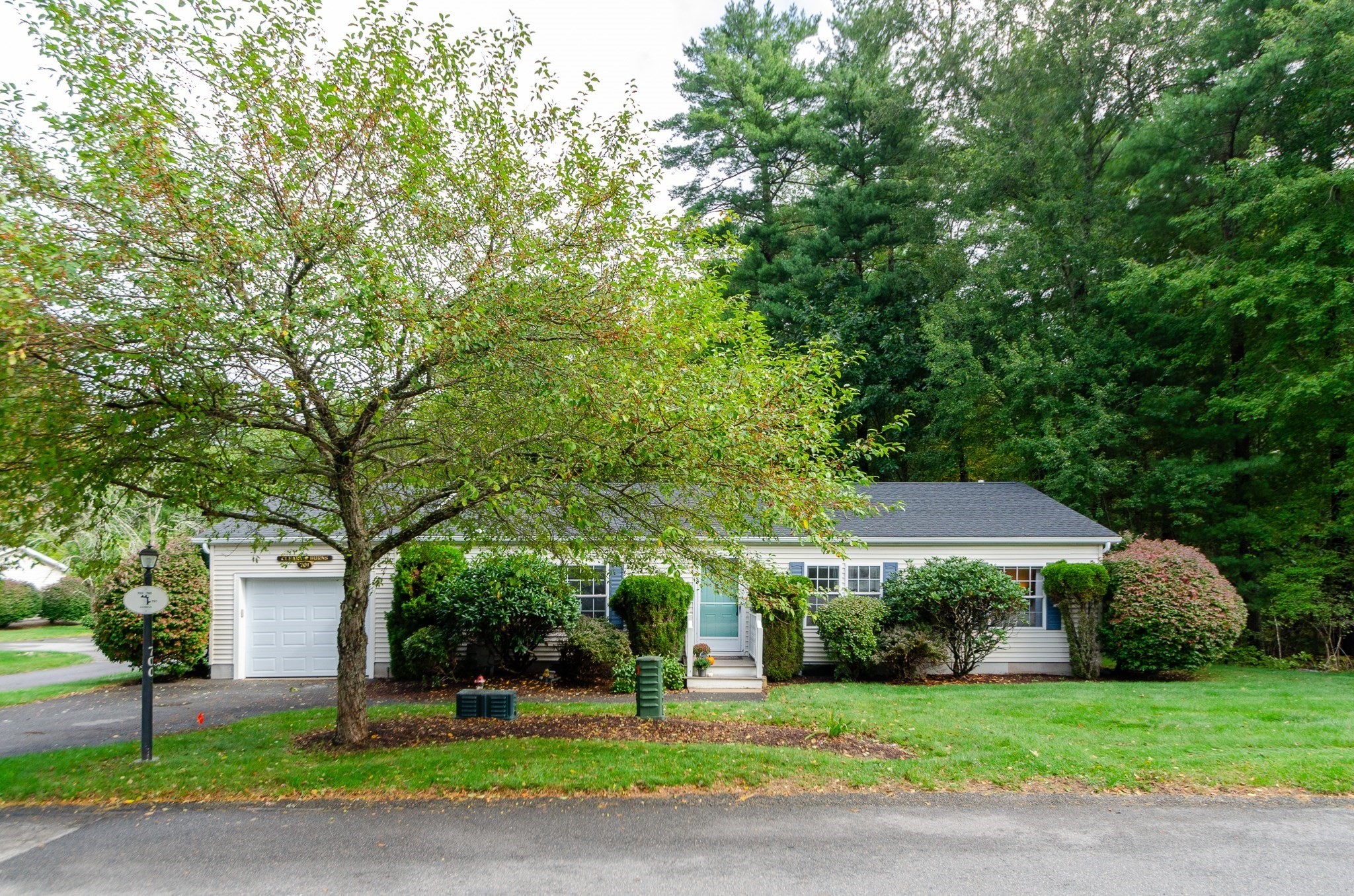 701 Oak Point Drive