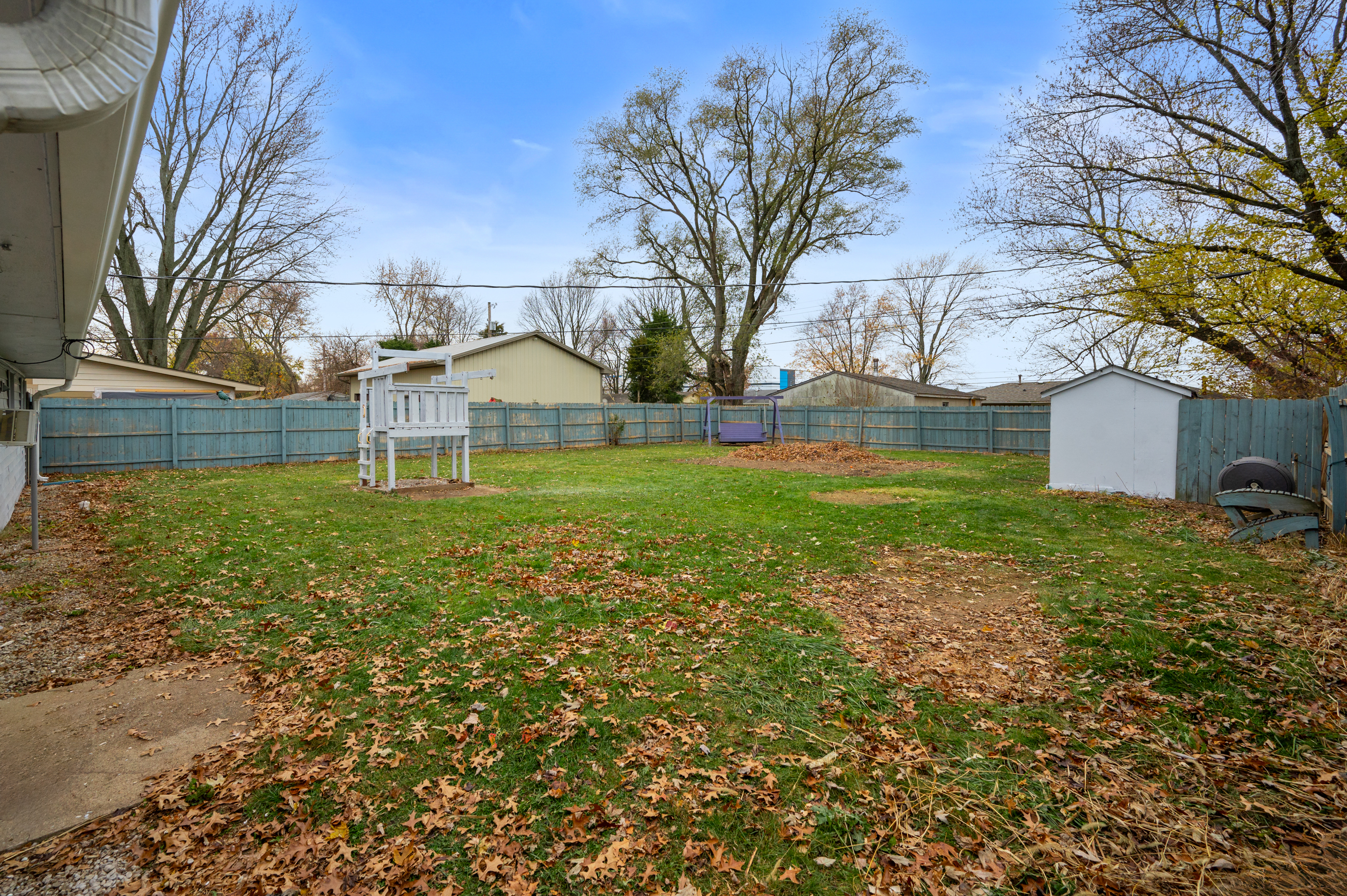 4442 Charles Drive