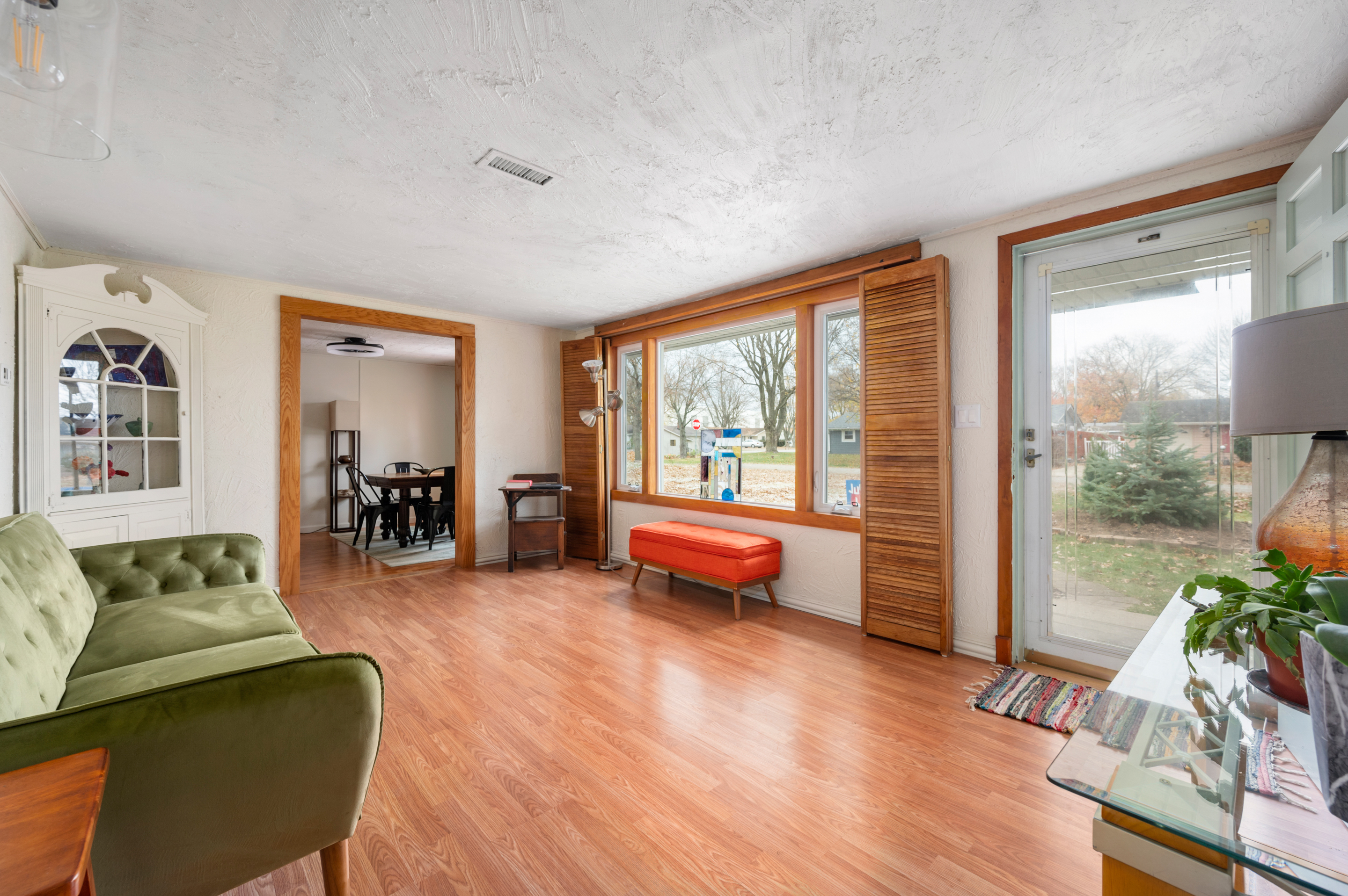 4442 Charles Drive