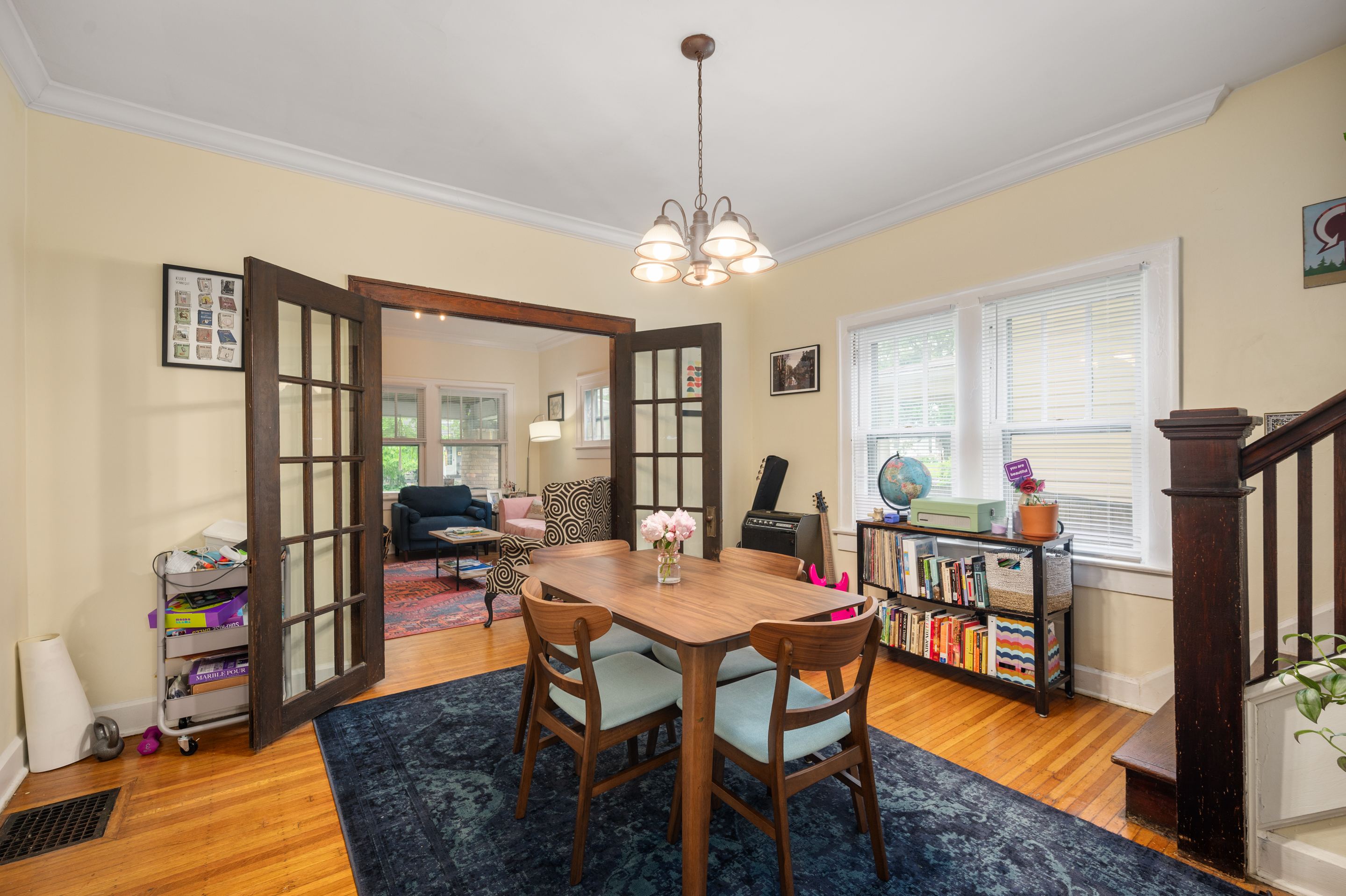 336-338 N Lesley Avenue