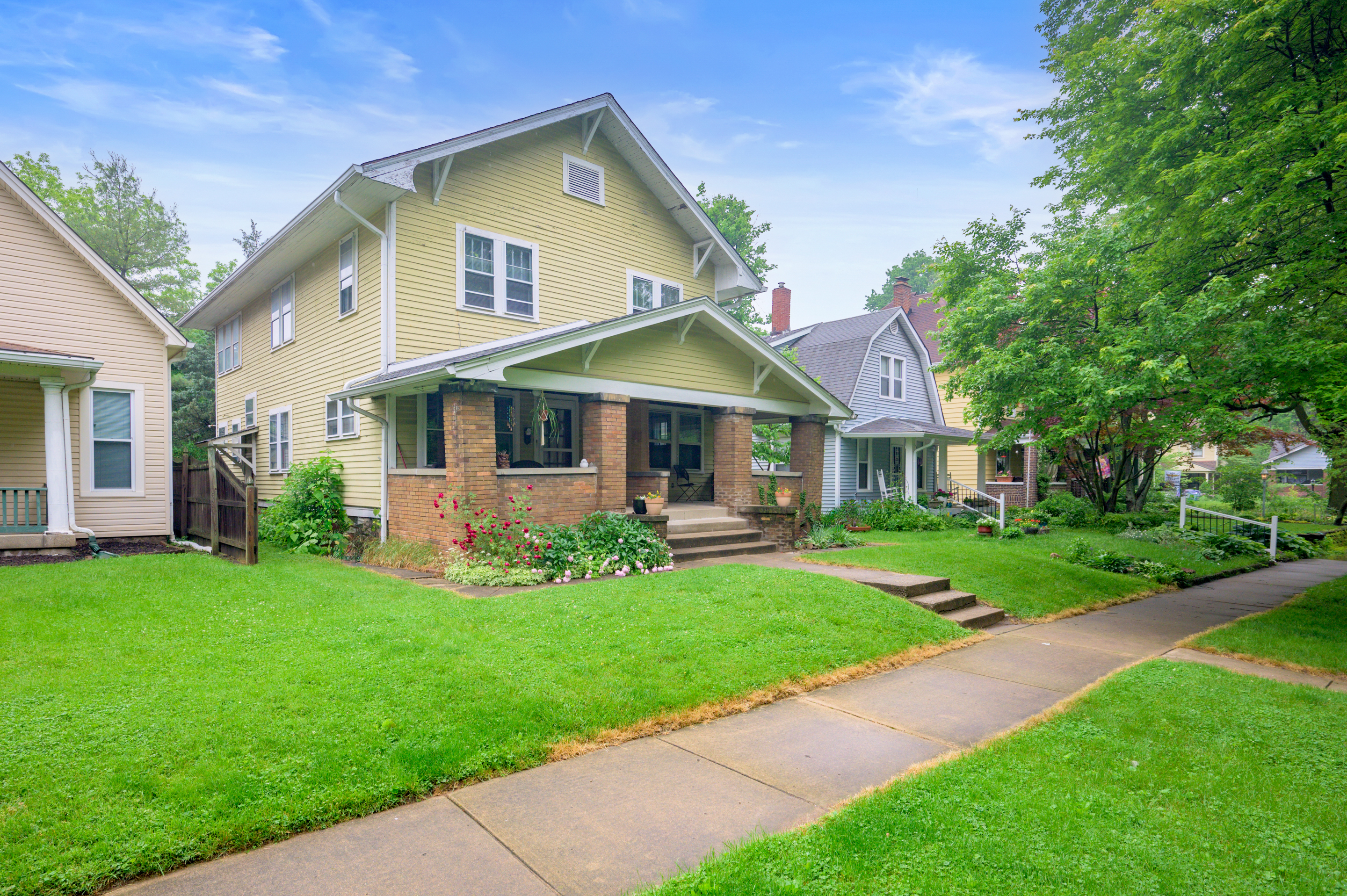 336-338 N Lesley Avenue