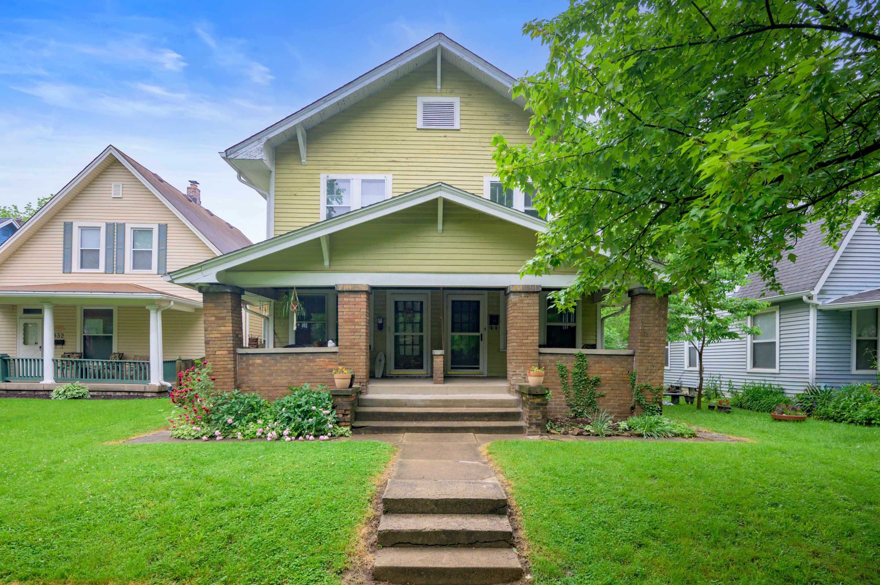 336-338 N Lesley Avenue