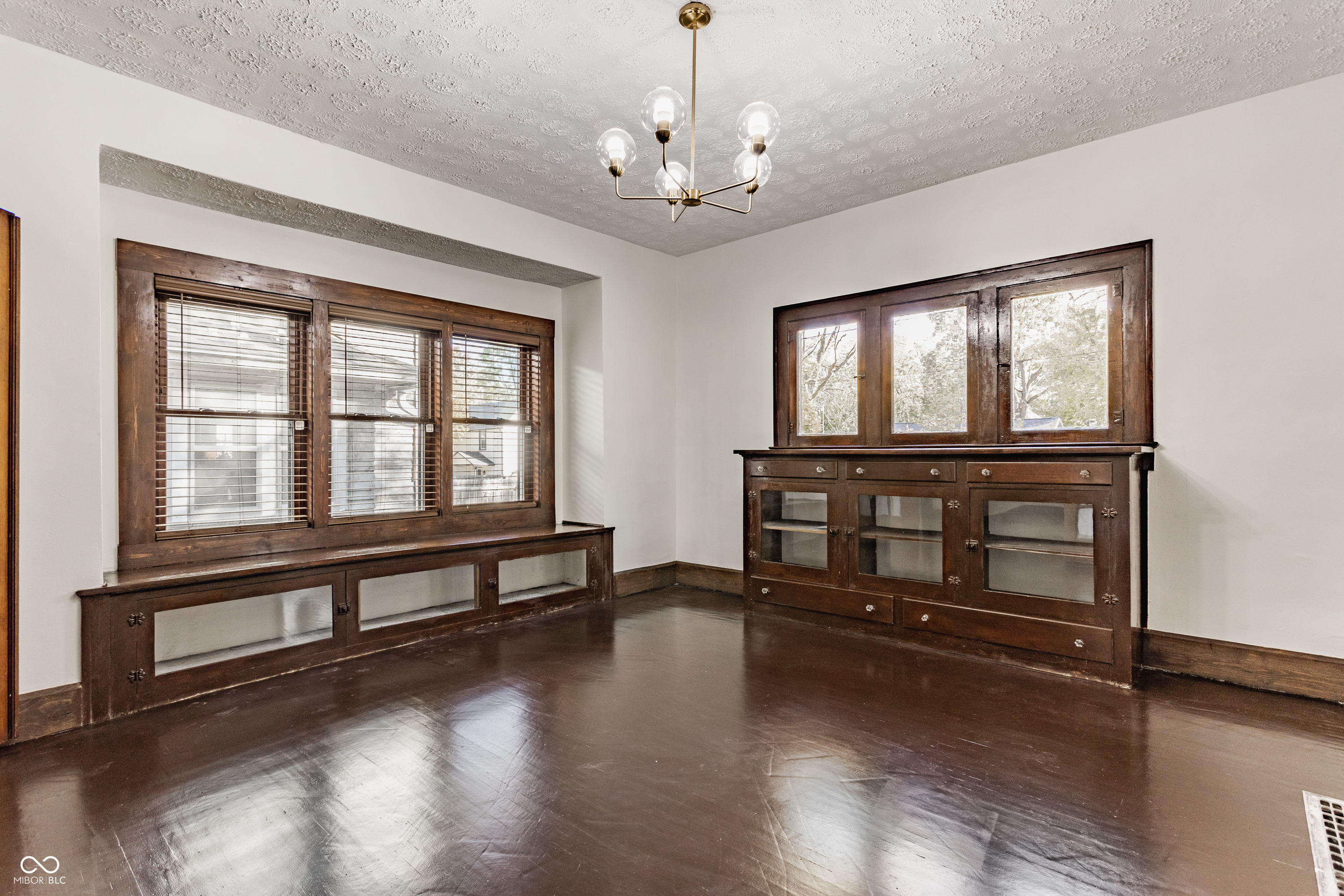 1235 Tecumseh Street