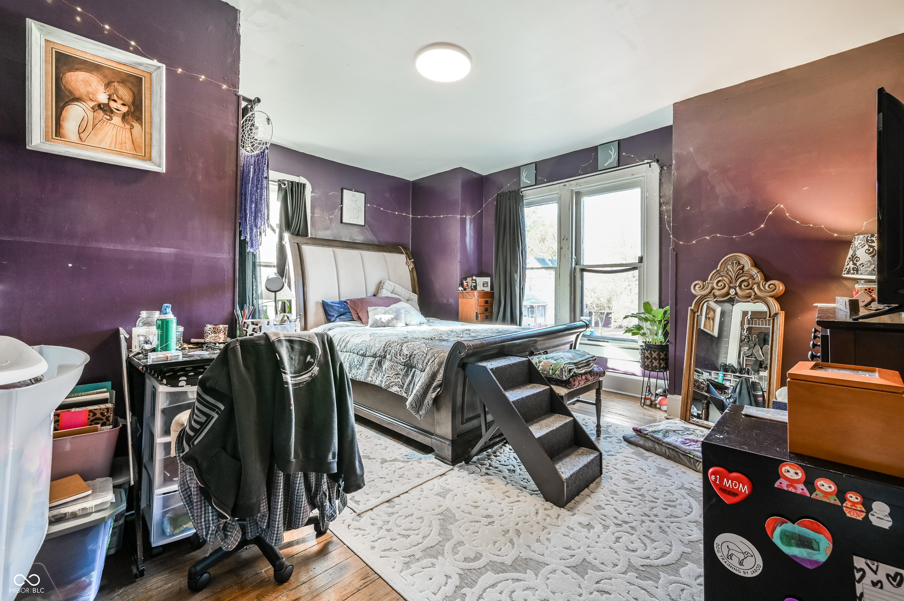 269-271 E Burgess Avenue