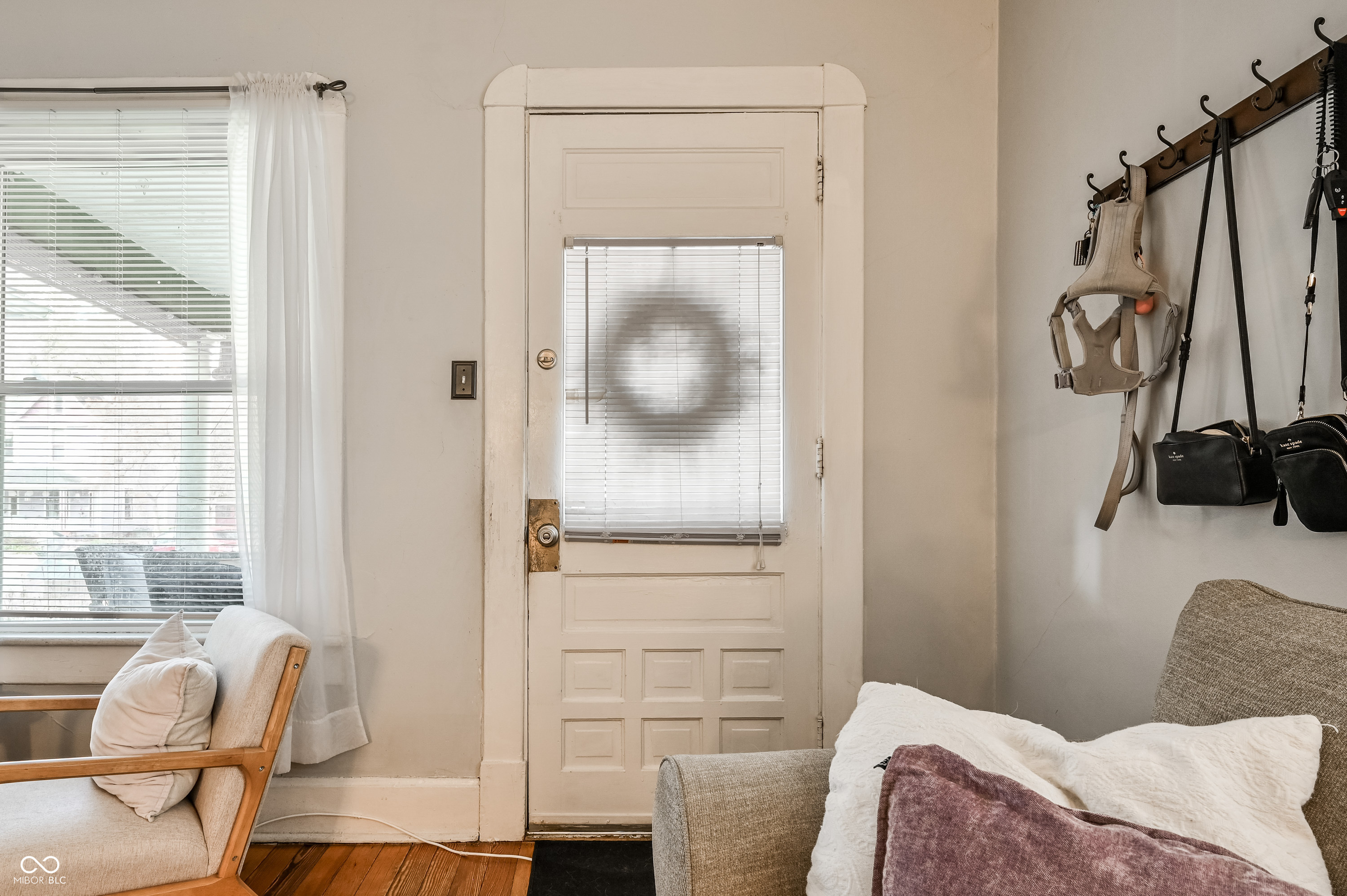 269-271 E Burgess Avenue