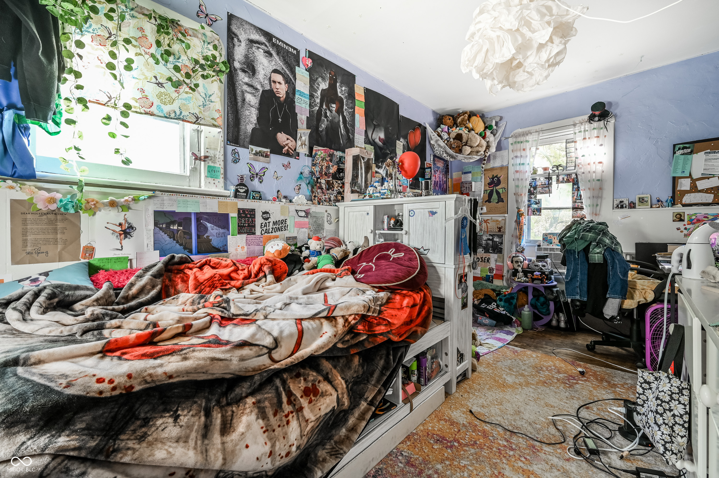 269-271 E Burgess Avenue