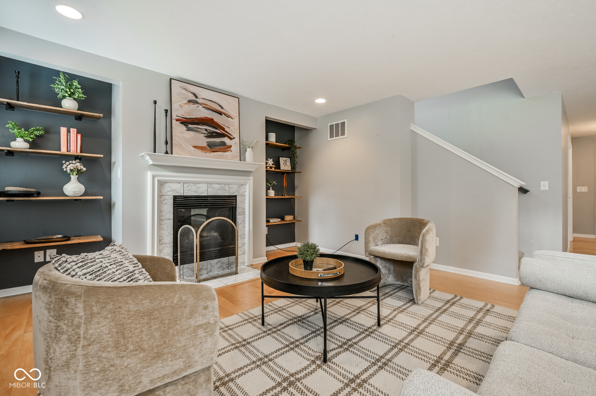 8189 Admirals Landing Place