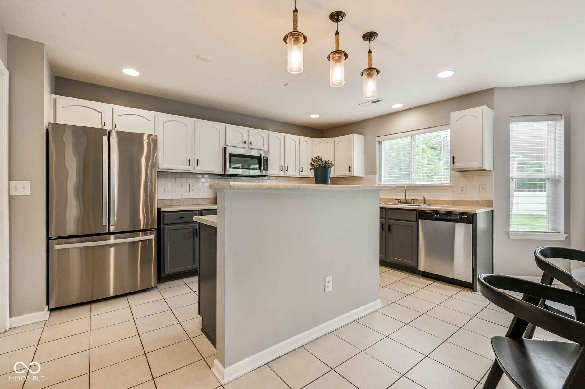 8189 Admirals Landing Place