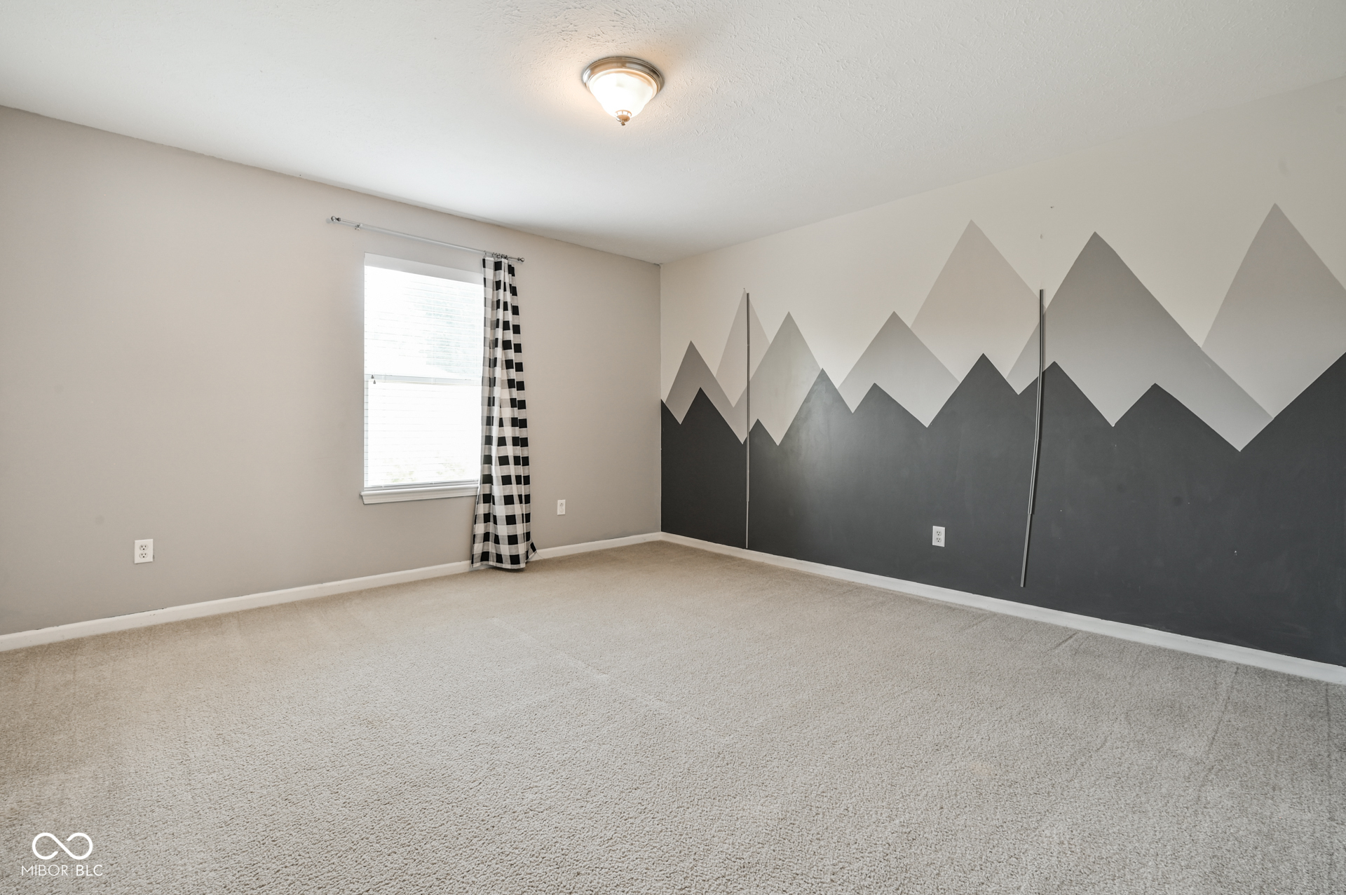 8189 Admirals Landing Place