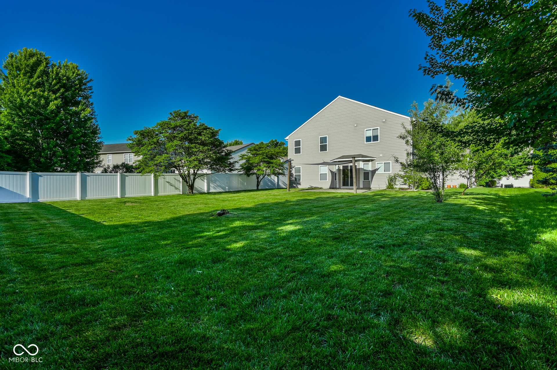 8189 Admirals Landing Place