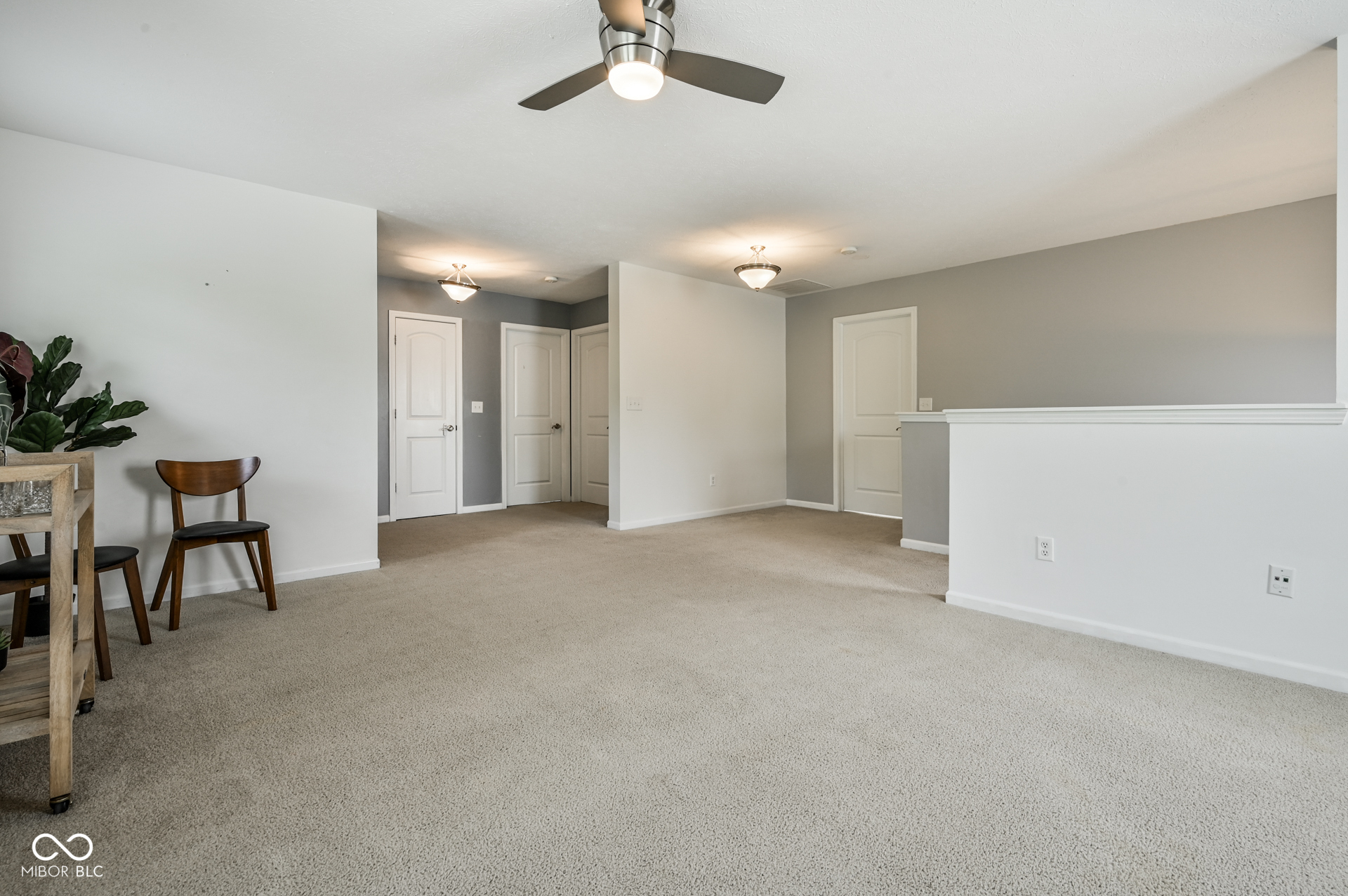 8189 Admirals Landing Place