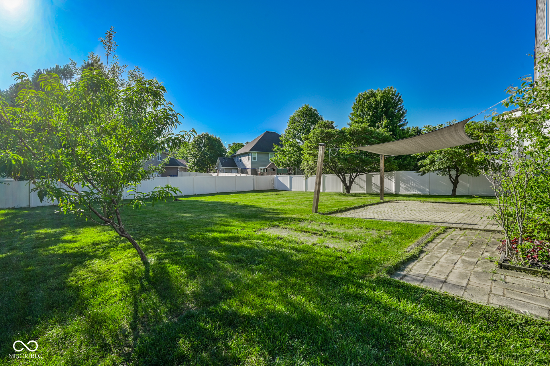 8189 Admirals Landing Place